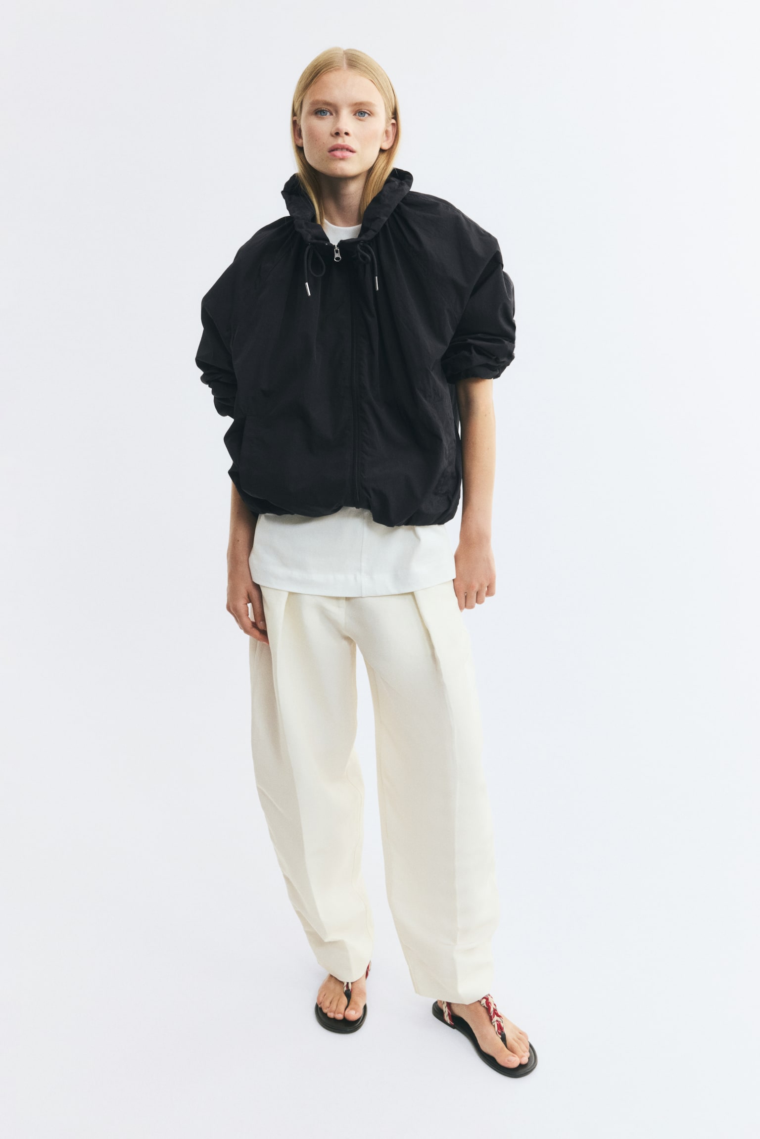 Женская куртка H&M Funnel-Collar Nylon, цвет: Чёрный — фото 3