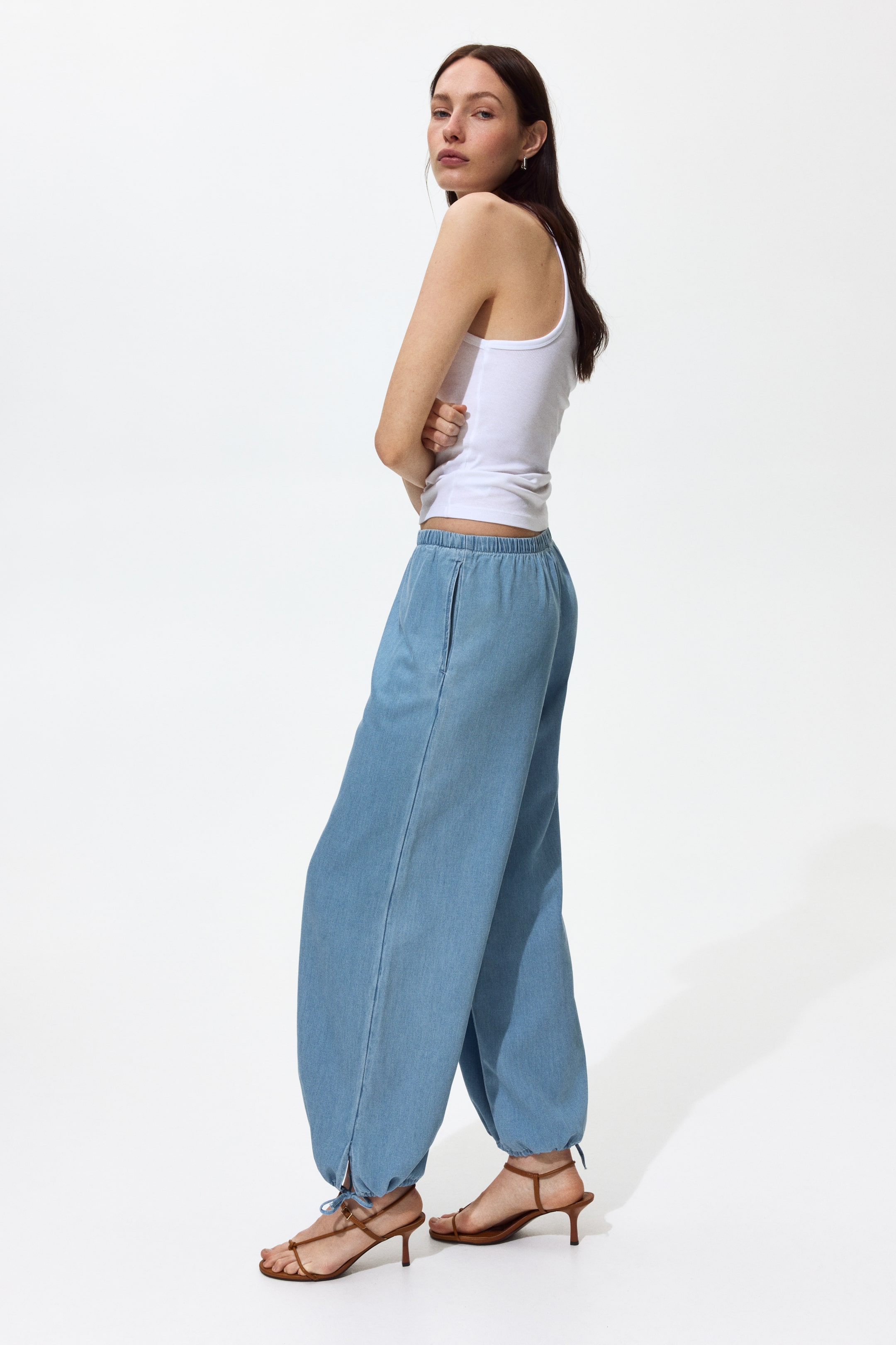 View larger image: Balloon-leg denim trousers - Light denim blue - Ladies | H&M HK 1