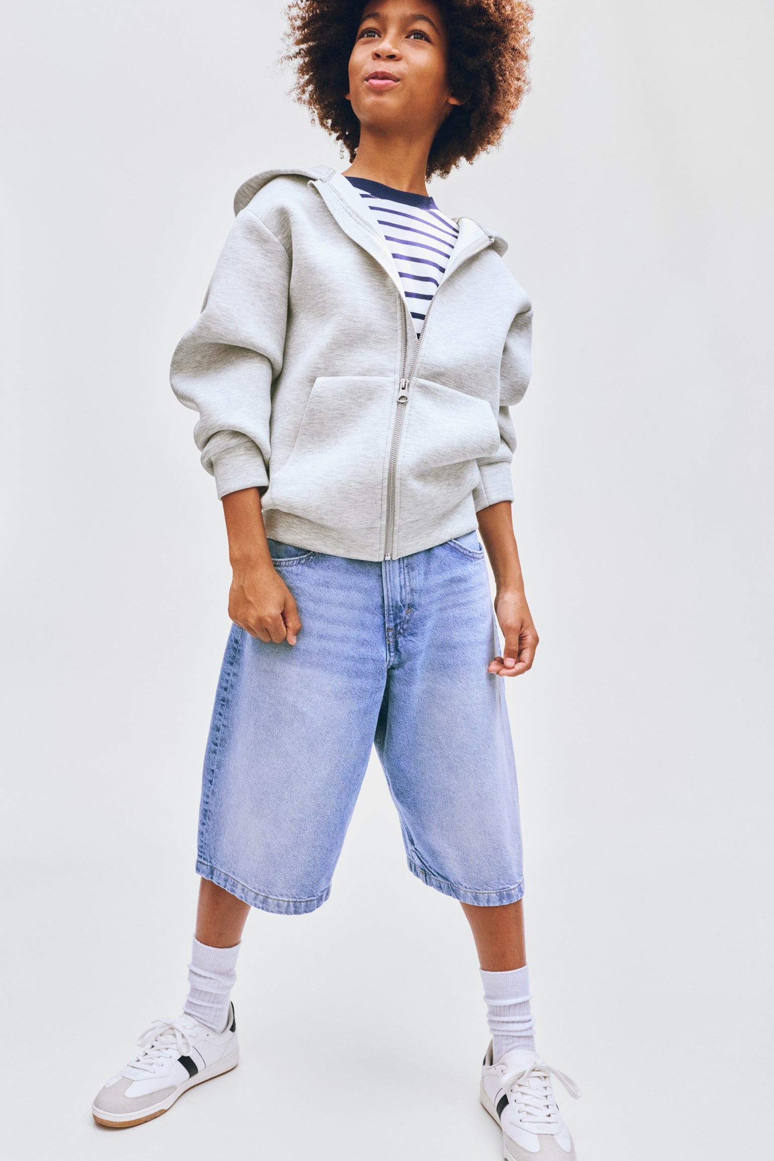 קפוצ'ון מבד סקובה עם רוכסן - אפור בהיר מלאנז' - 4