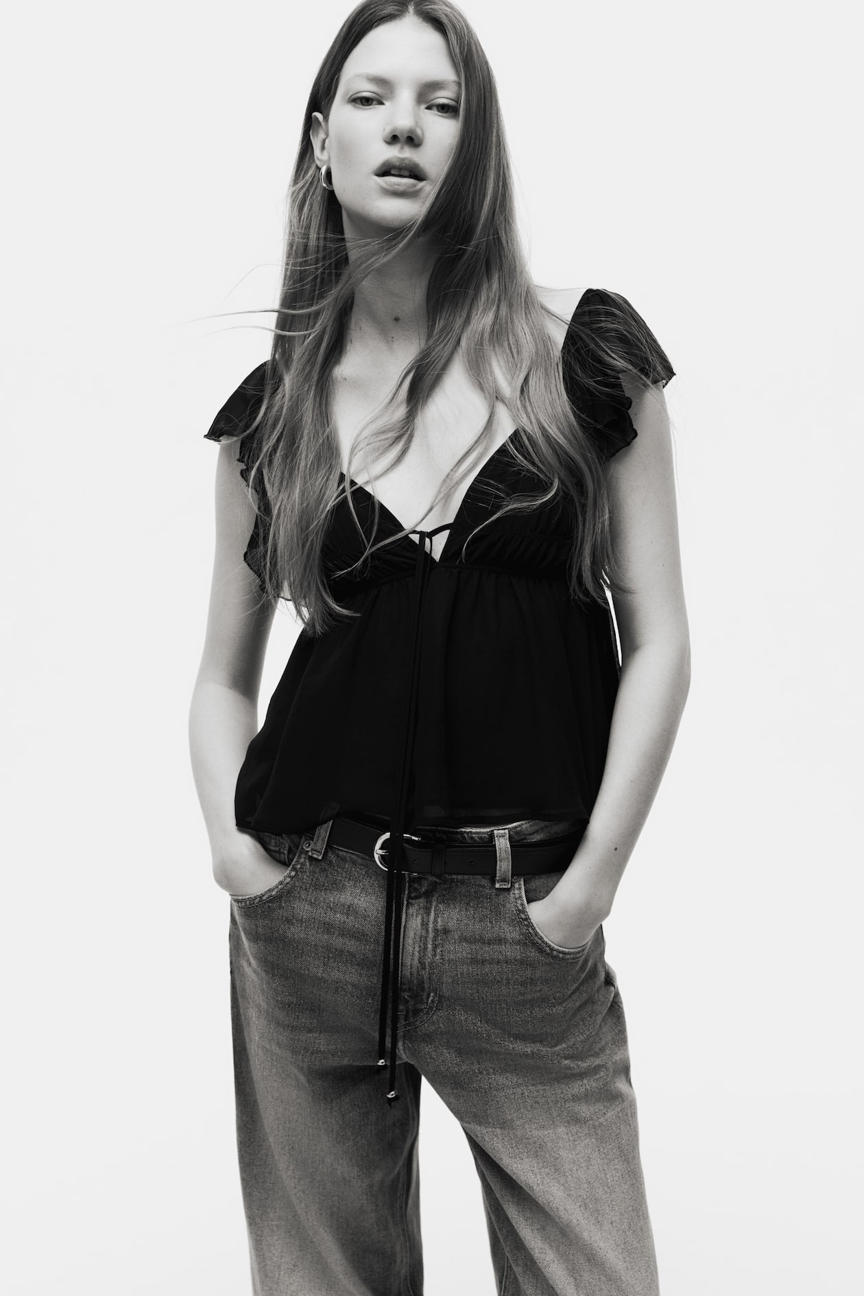 Flutter-Sleeved Top