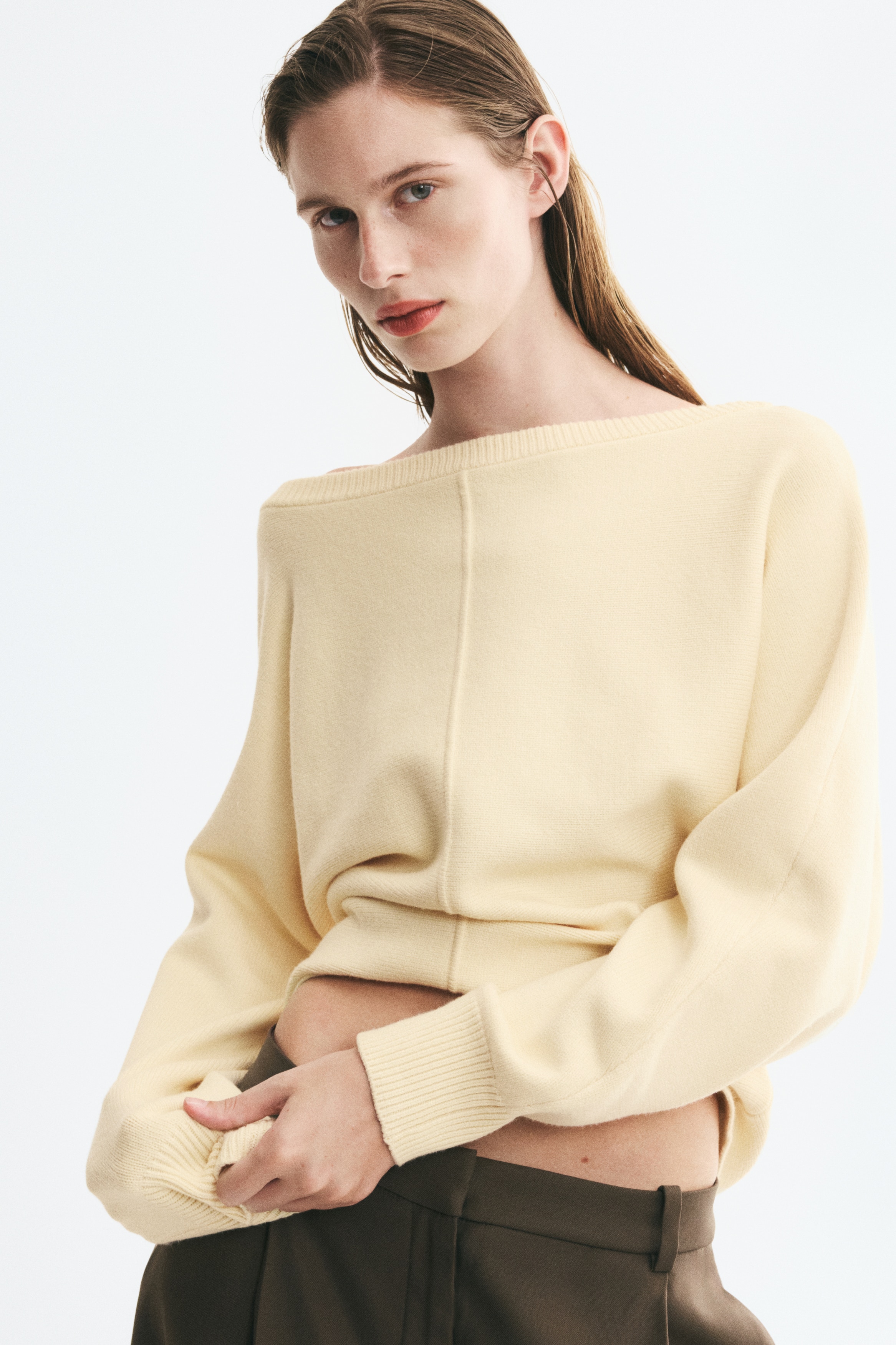 Pullover in misto viscosa con scollo a barca - Giallo chiaro/Cream