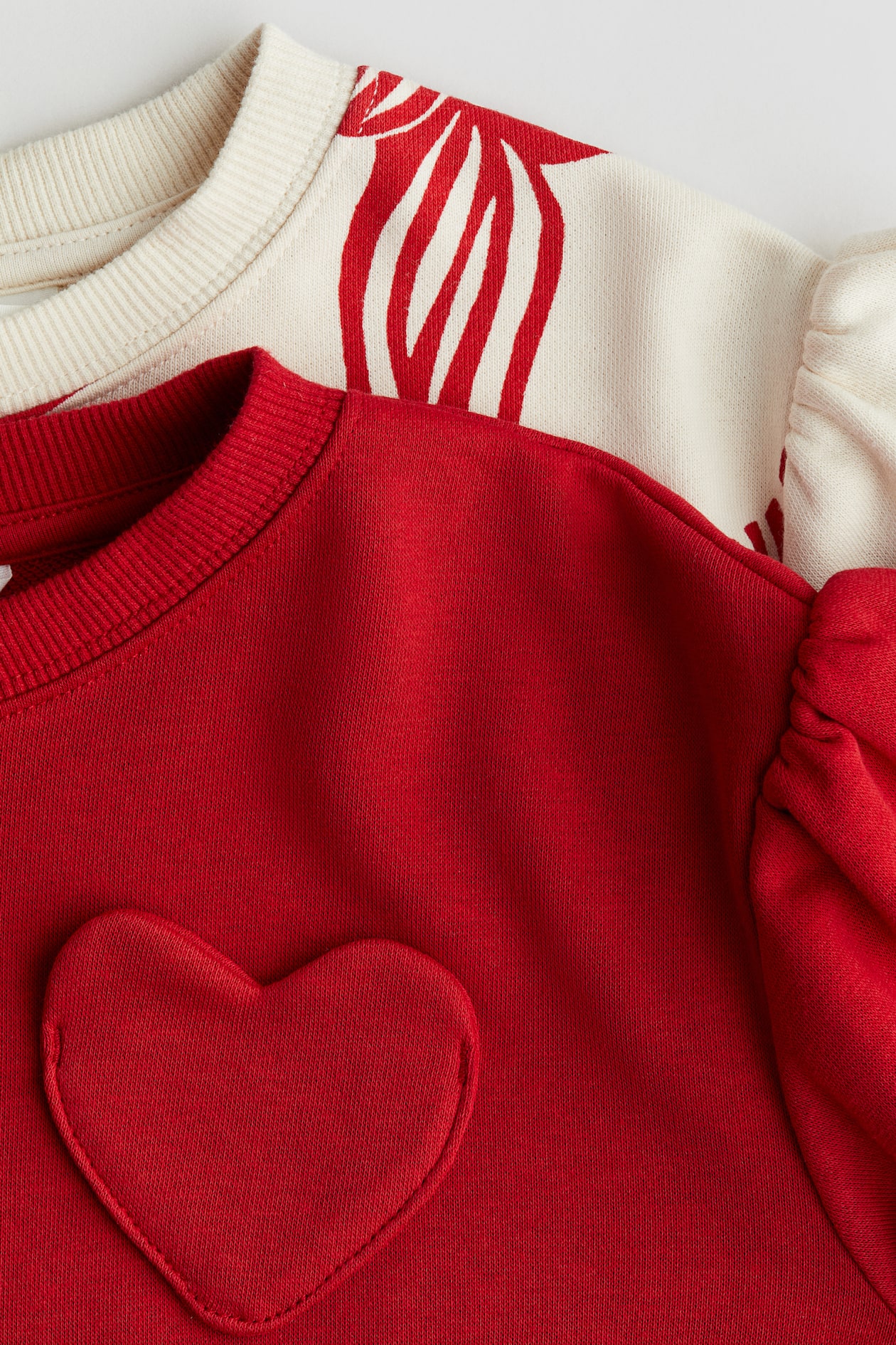 Love Sweatshirt with Puff Sleeves