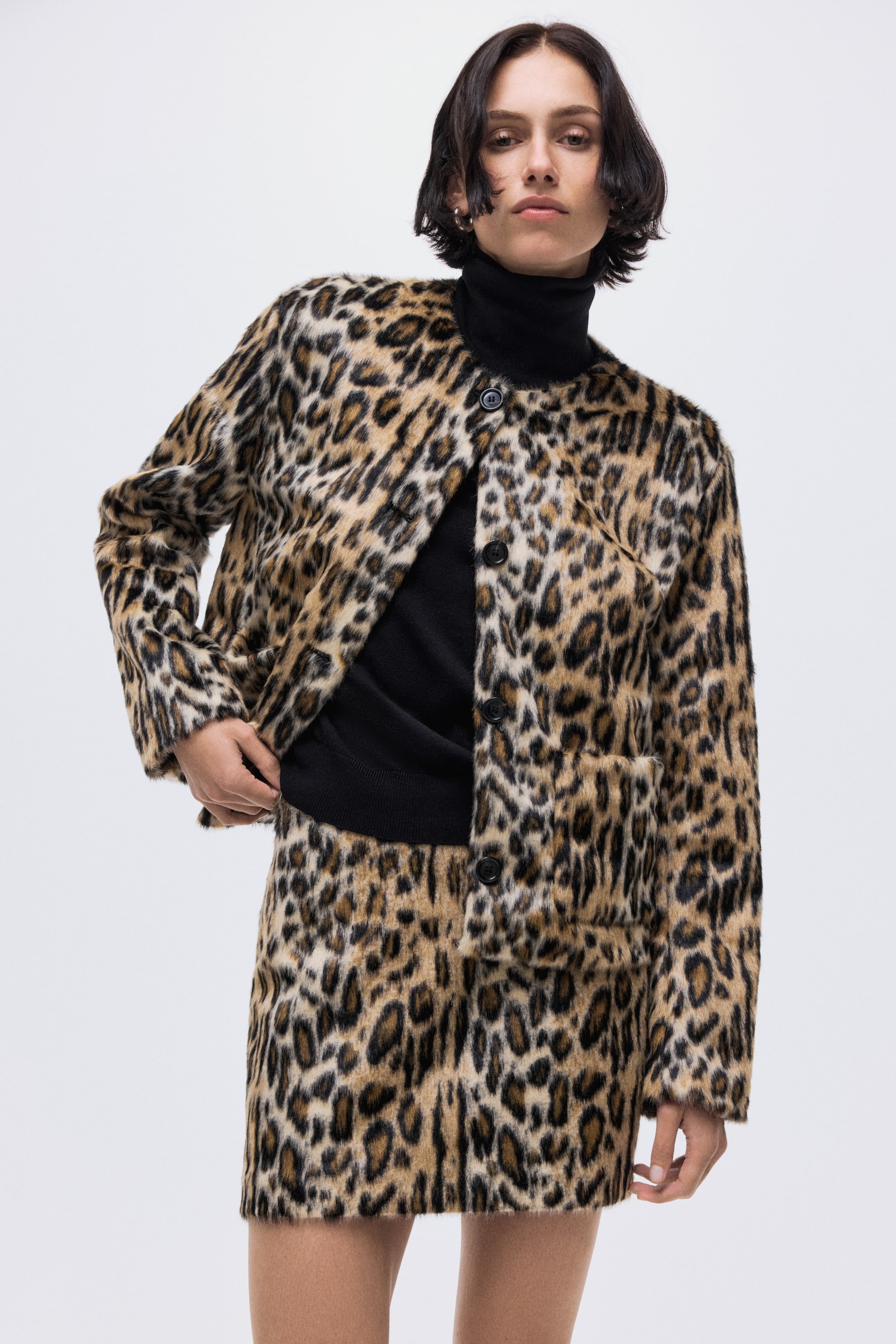 Zobrazit větší obrázek: Minisukně - Béžová/leopardí potisk - ŽENY | H&M CZ 2