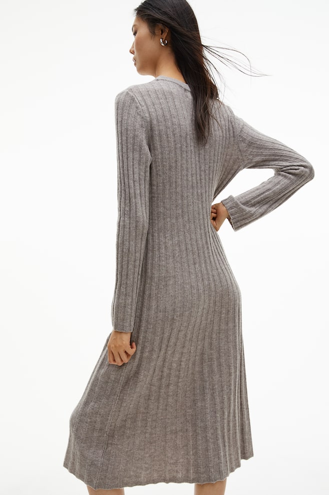 Rib-knit dress - Greige/Black/Striped - 5