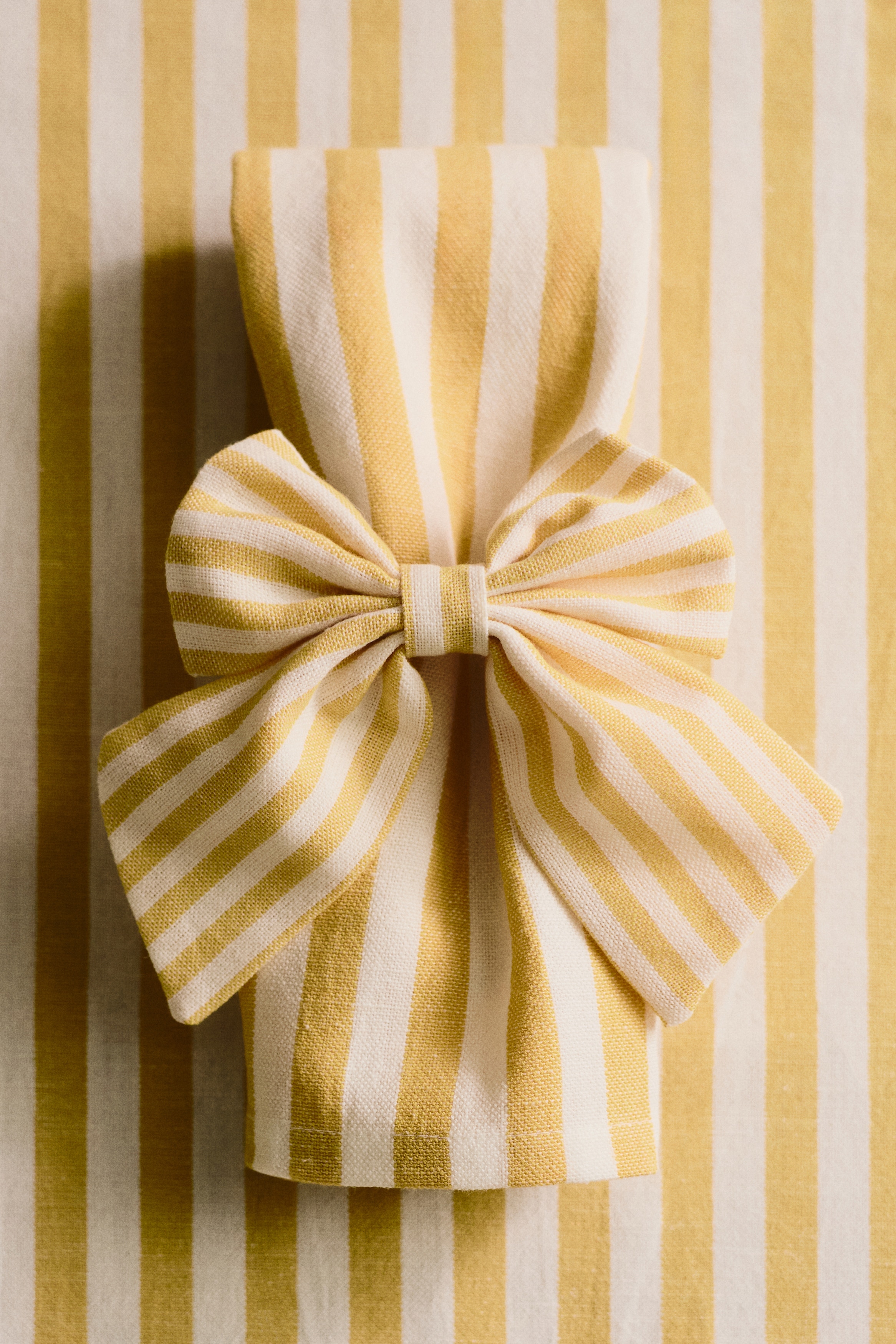4-pack Bow Napkin Rings - White/yellow striped/Yellow/linen blend