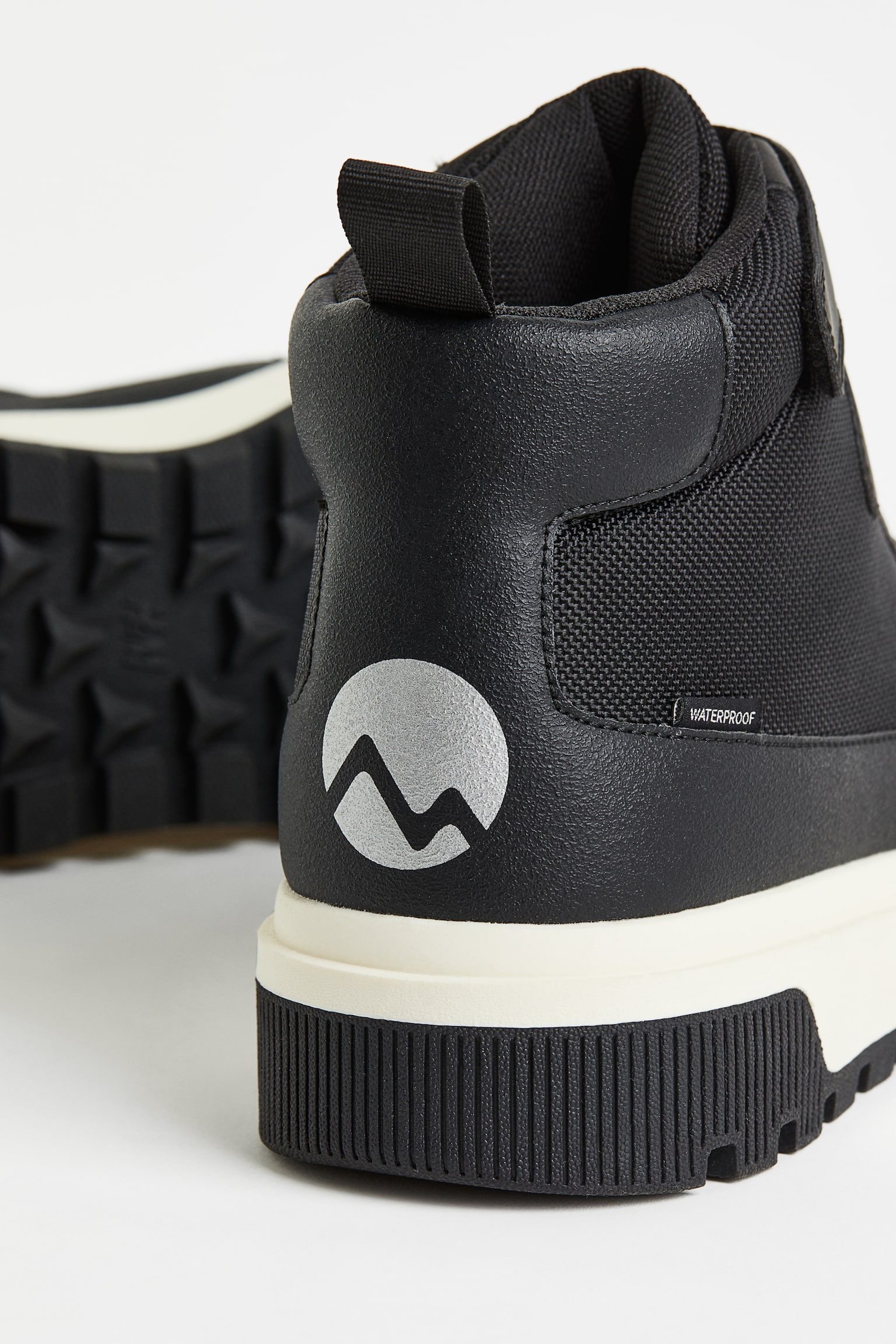 Waterproof Hi Top Sneakers - Black - 4