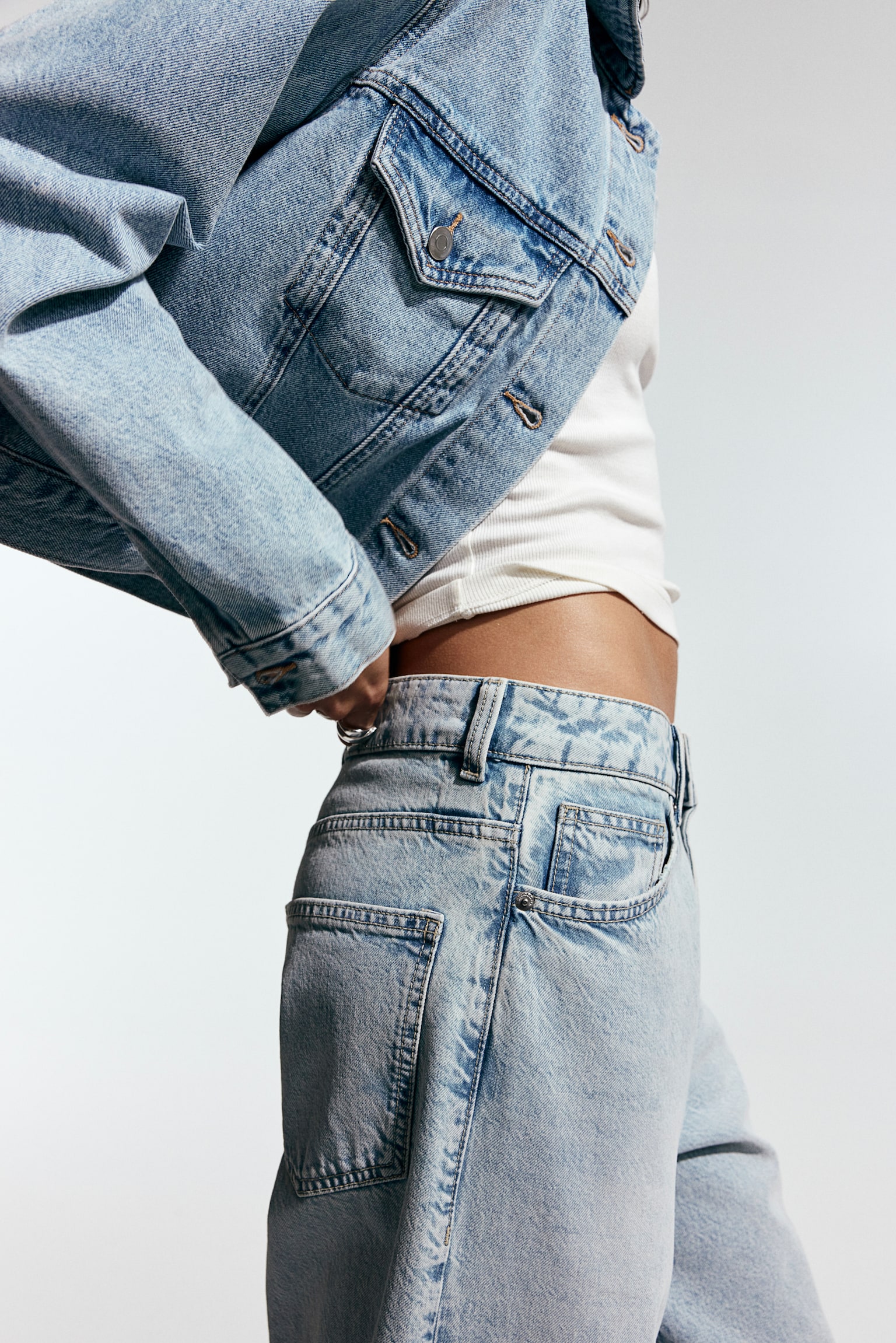 Baggy Regular Jeans - Pale denim blue/Black/Light grey/Light denim blue/Pale denim blue/Denim blue/Light greige/Denim blue/Cream/Light denim blue - 4