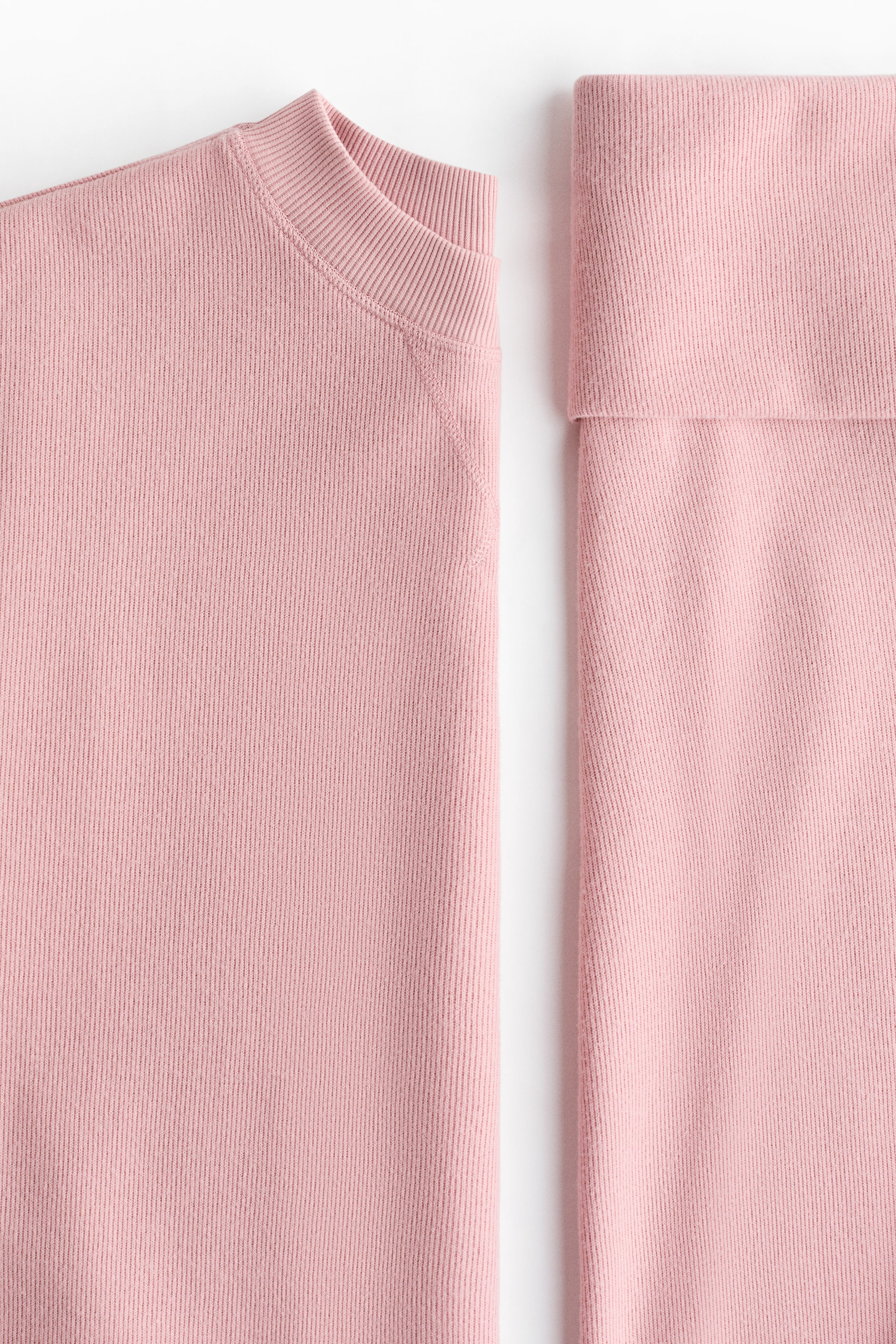 Zobrazit větší obrázek: Dvoudílná žerzejová souprava top a kalhoty - Tlumená růžová - ŽENY | H&M CZ 5