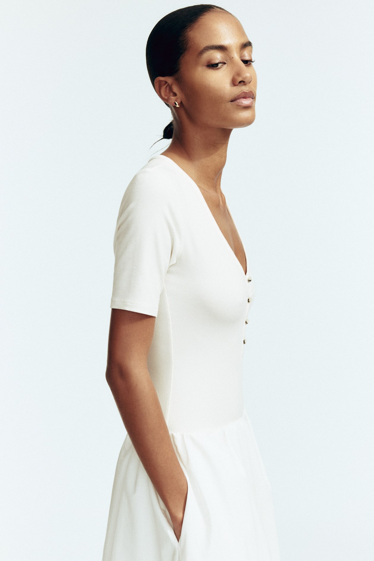 Short-Sleeved Viscose Bodysuit - image 2