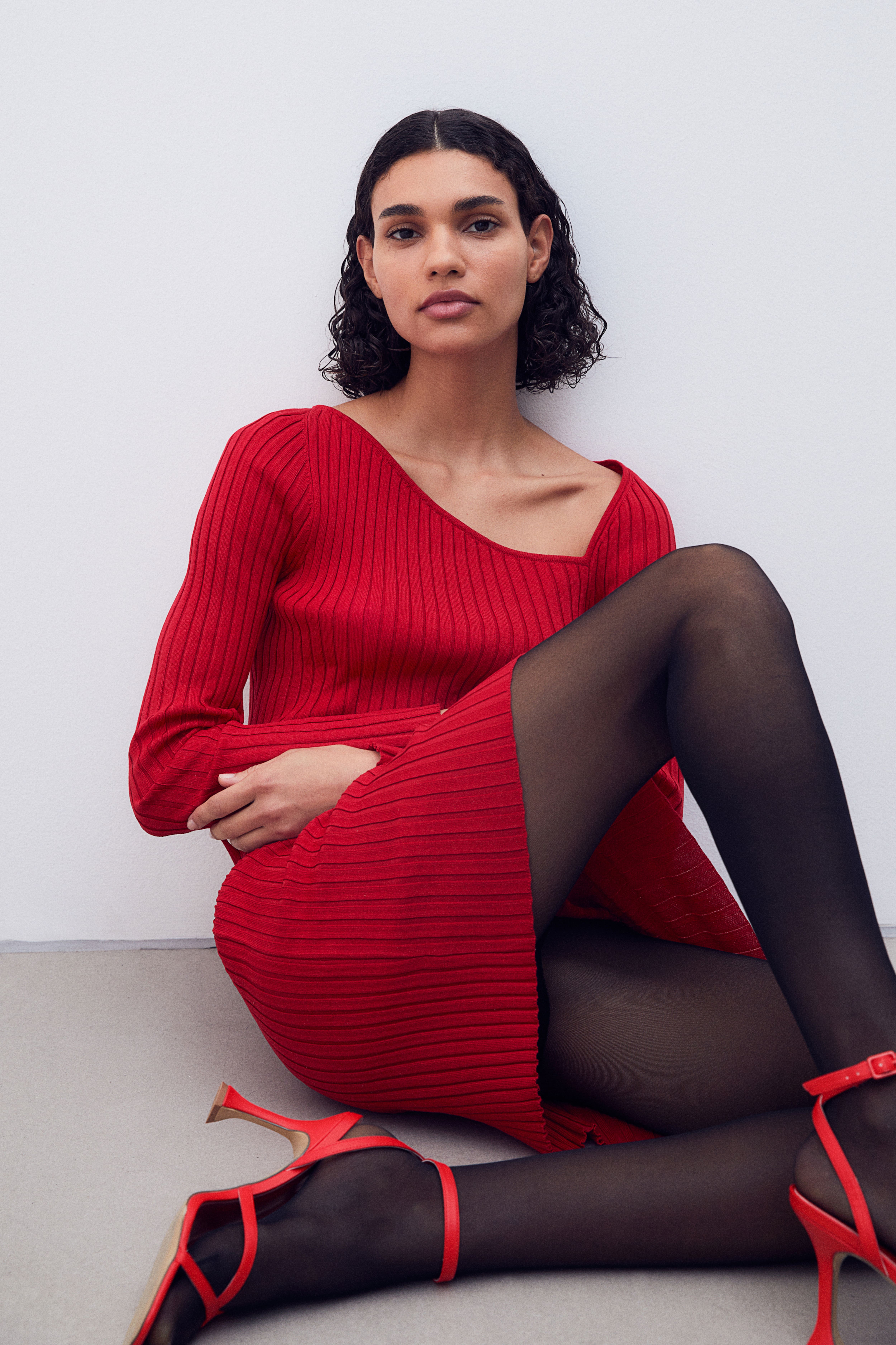 Rib-knit Bodycon Dress - Asymmetric Neckline - Long sleeve - Red - Ladies |  H&M US