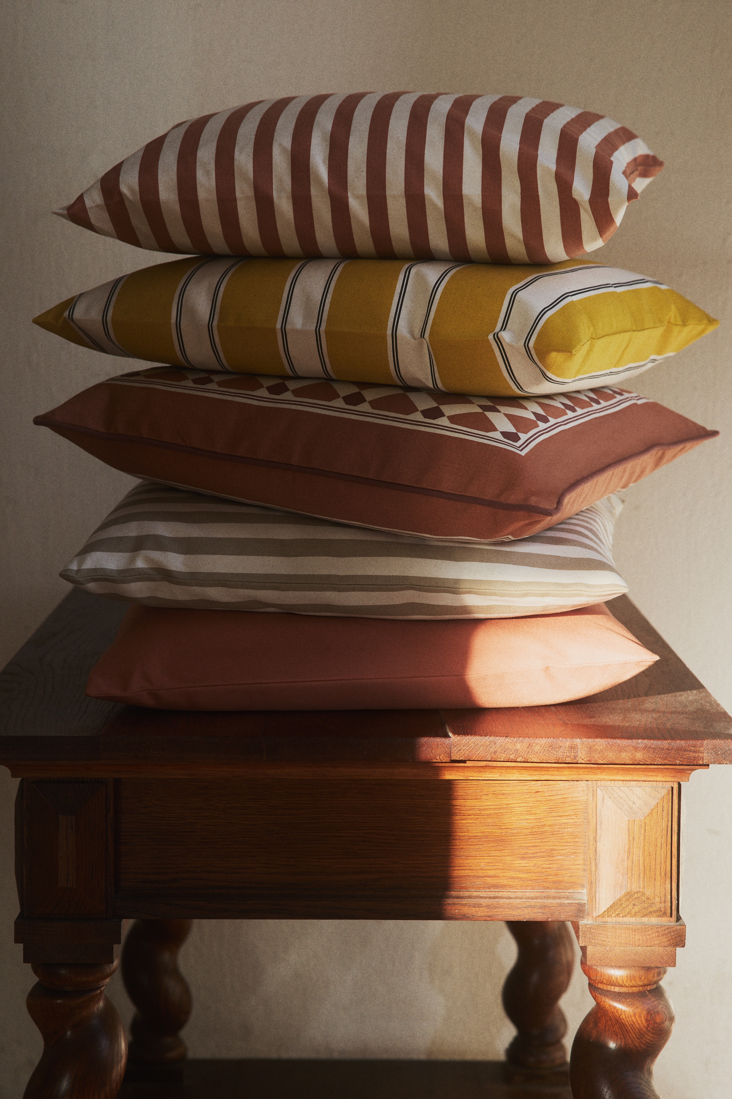 Outdoor cushion cover - Yellow/Striped/Beige/Striped/Dark green/Striped/Dark green/Striped/Orange/Striped/Orange/Striped/Yellow/Striped/Beige/Striped/Dark grey/Striped/White/Green striped