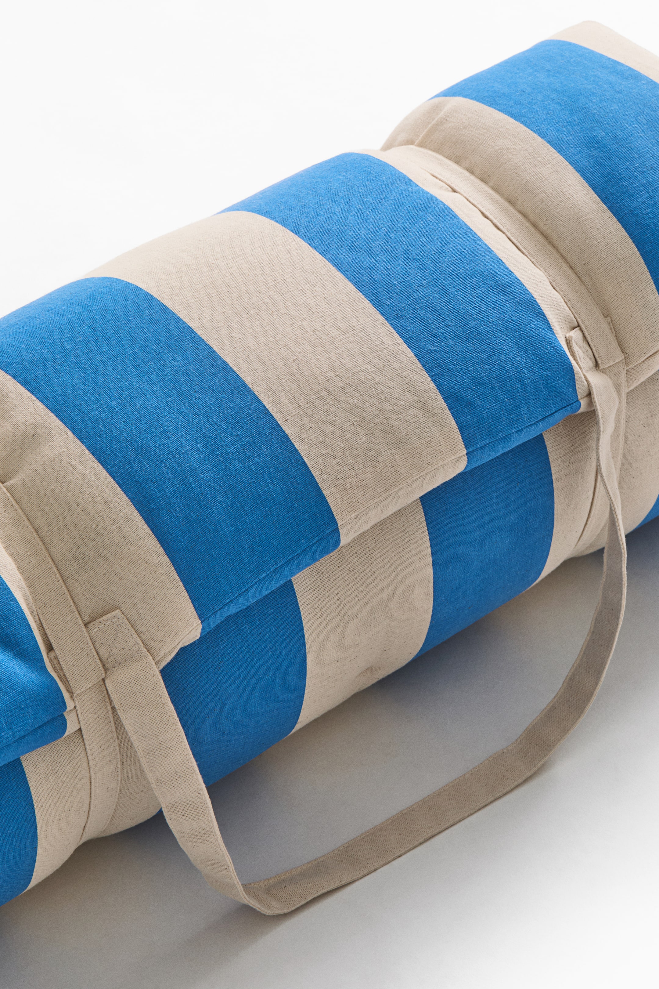 Water-Repellent Beach Mattress