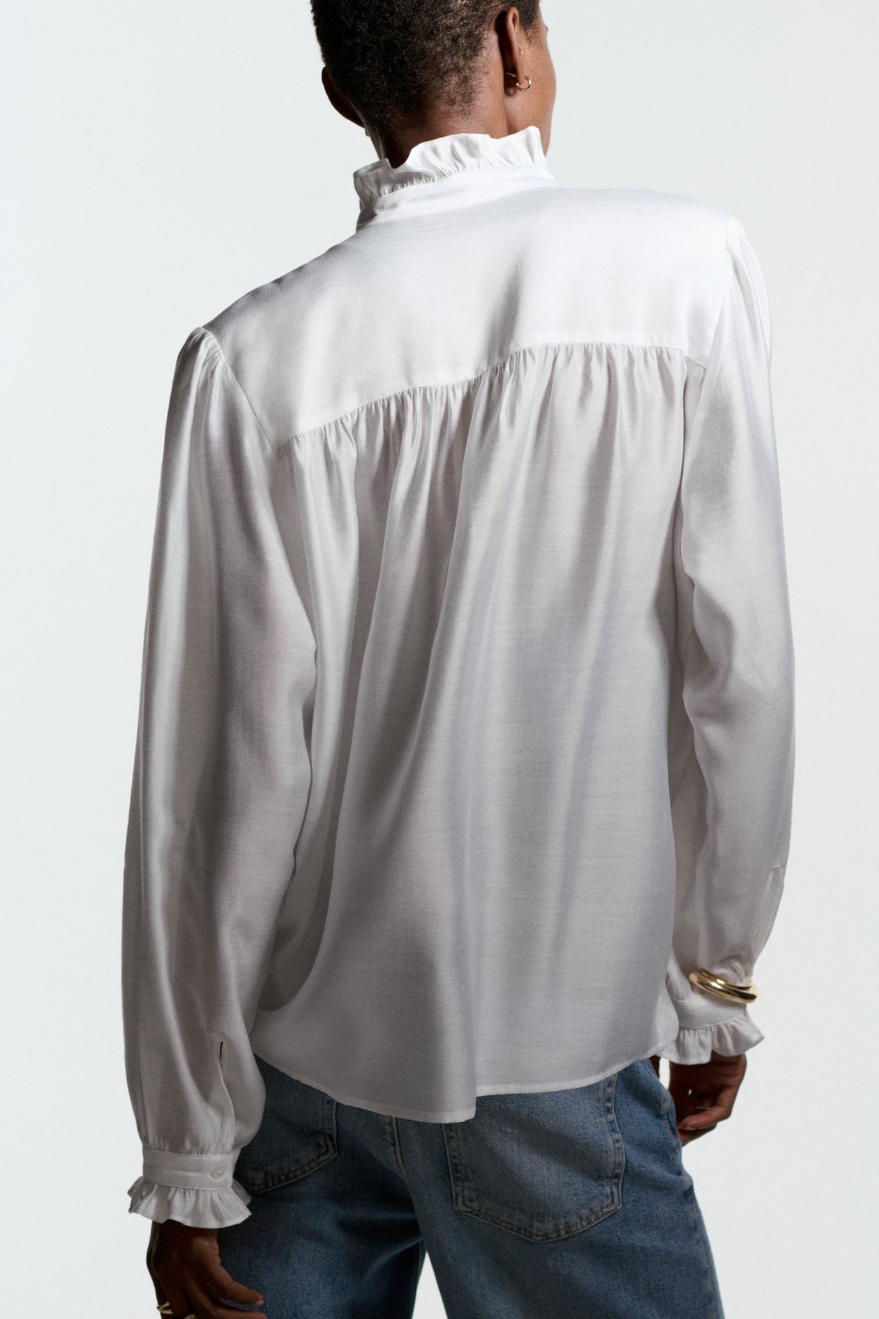 Blouse with Bow Collar - image 5