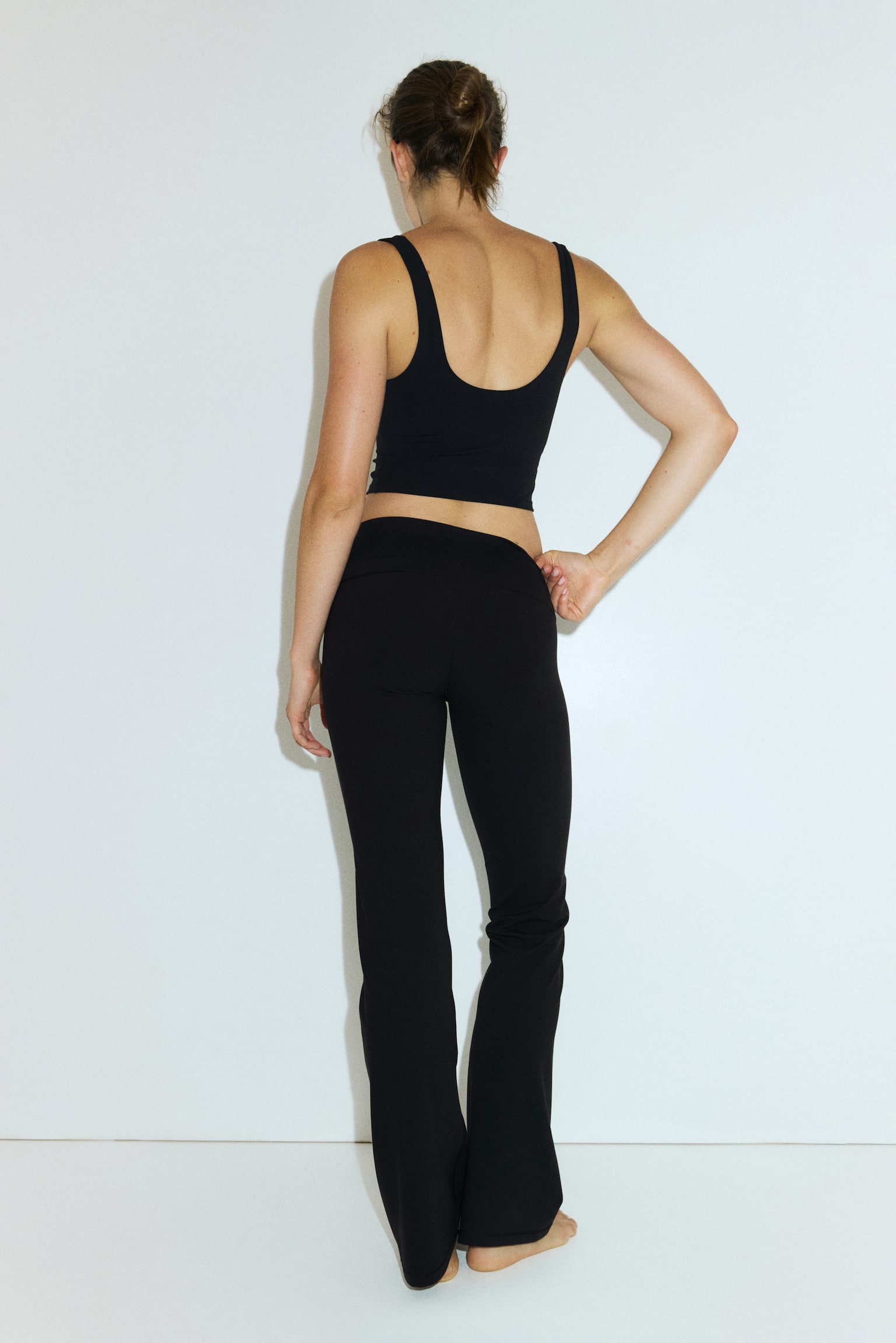 Low Waist Sports Leggings with SoftMove™ - Black - 3