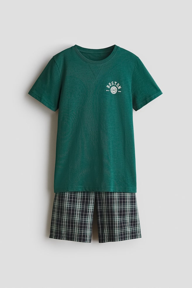 Bedruckter Pyjama aus Baumwolle - Dunkelgrün/Boston - 1