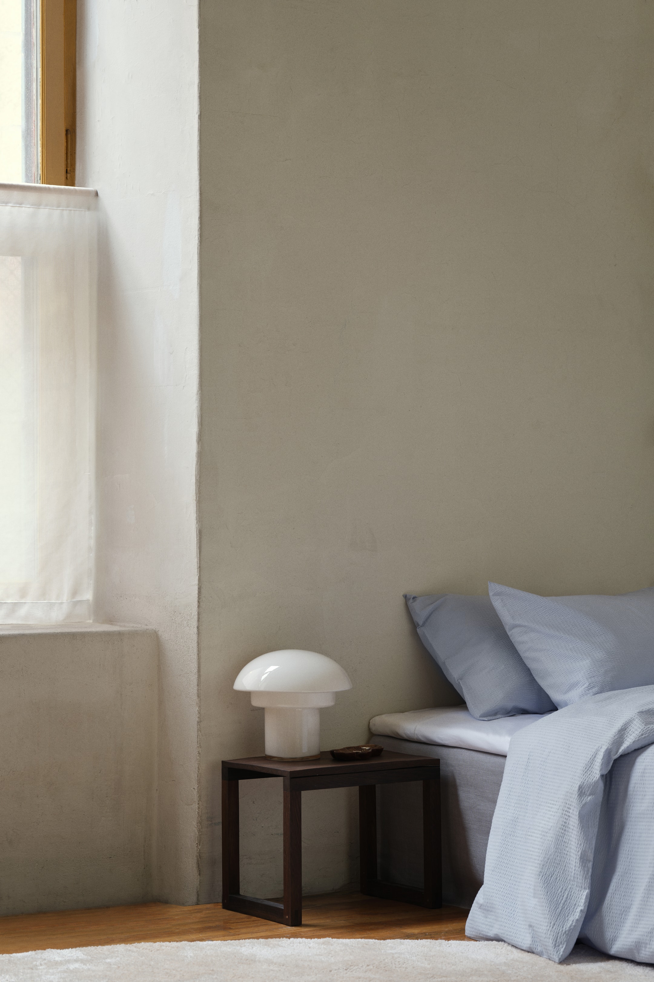 View larger image: Seersucker Twin Duvet Cover Set - Light blue - Home All | H&M CA 1