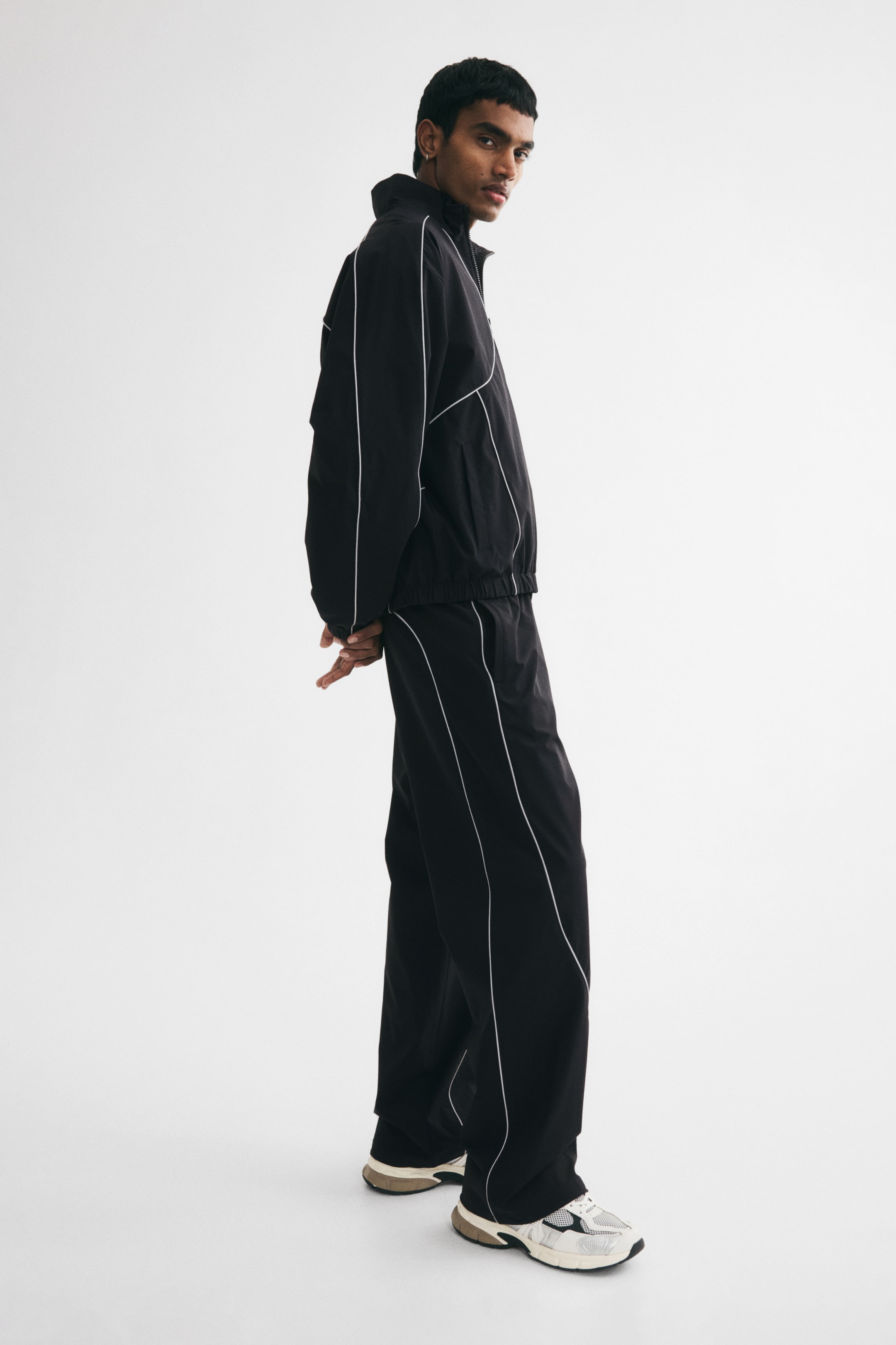 Мужские брюки H&M Relaxed-Fit Track Pants — фото 3