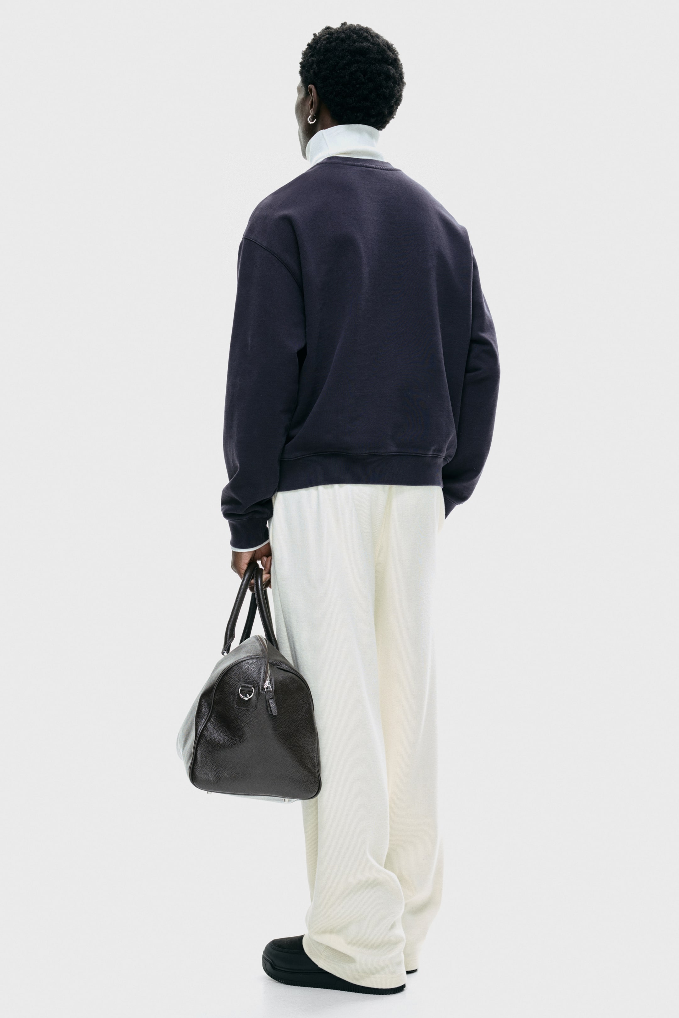 View larger image: Loose Fit Sweatshirt - Navy blue/Golden - Men | H&M IN 5