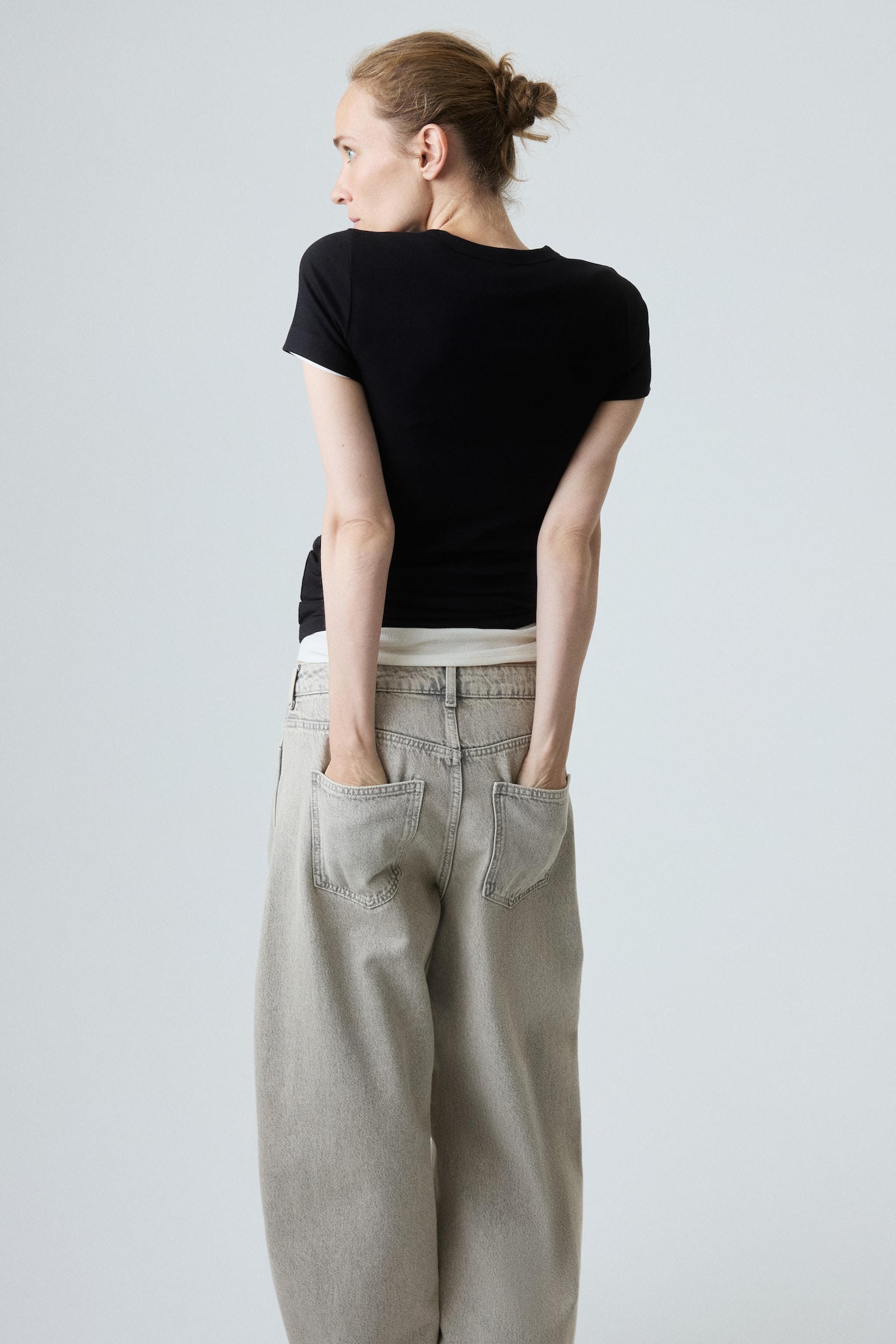 Женские футболки H&M Mama 2-Pack Ribbed T-Shirts, цвет: Чёрный / Кремовый — фото 5