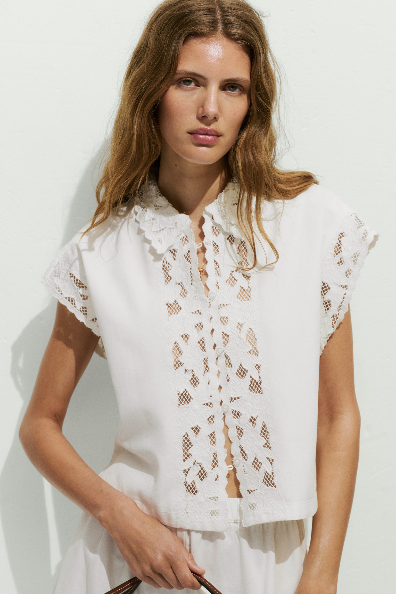 Lace-trimmed cotton twill shirt-White - 3