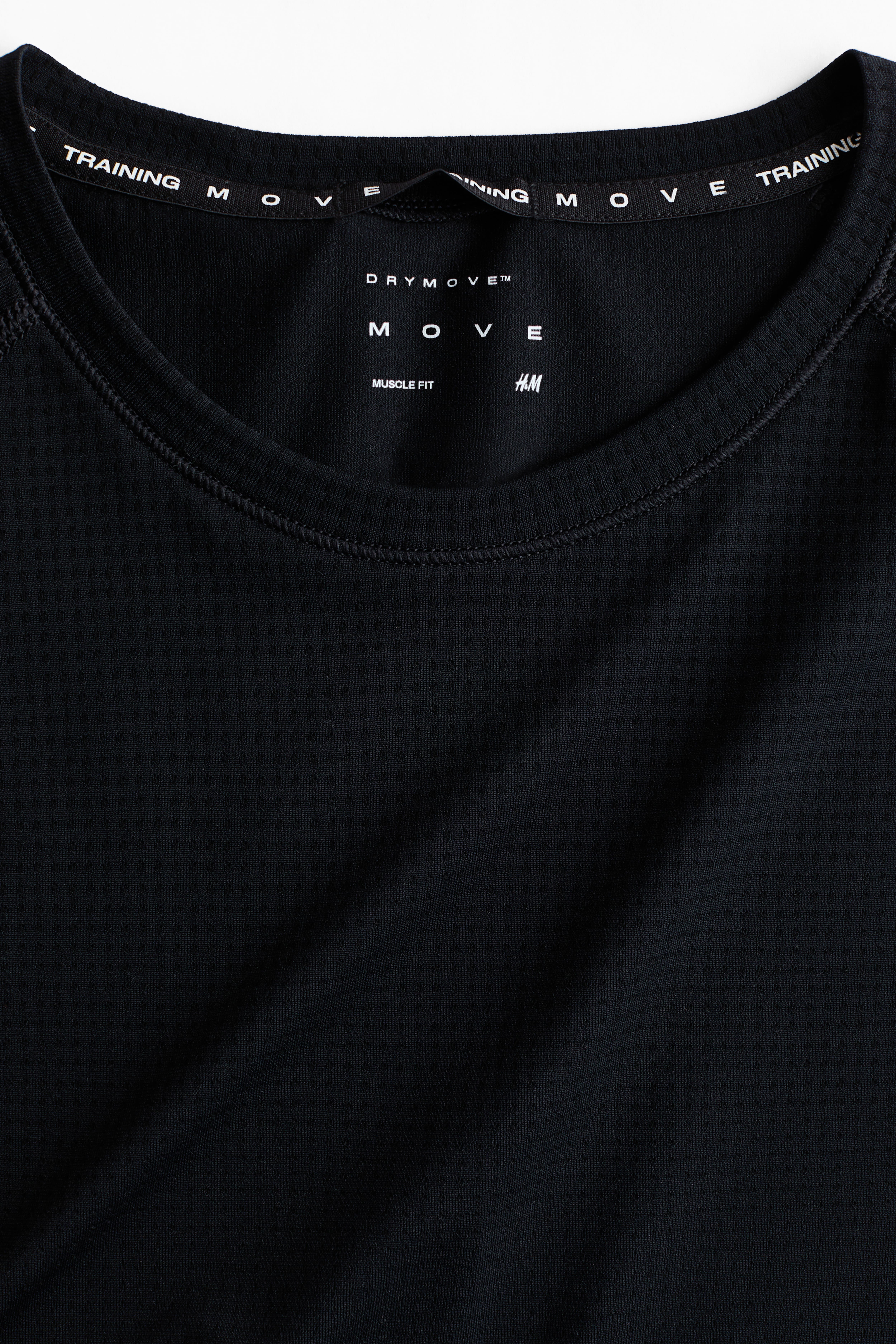 Muscle Fit Sports T-Shirt with DryMove™