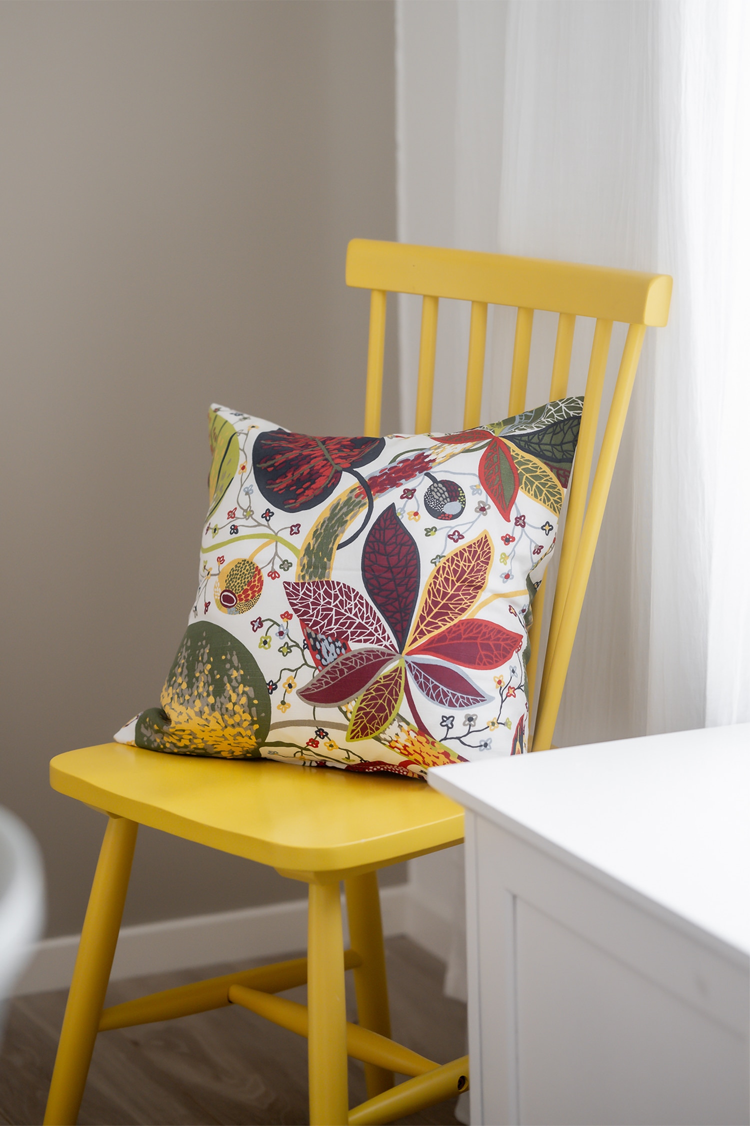 Adam & Eva Pude - Rød/Mosgrøn/Blå/Beige