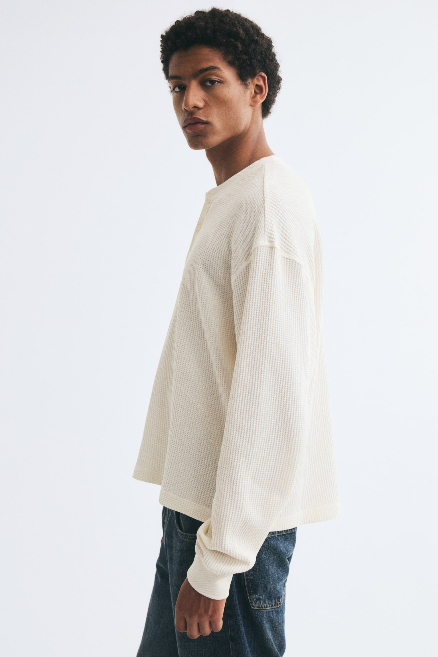 Мужская рубашка H&M Regular-Fit Waffled Henley, цвет: Кремовый — фото 6