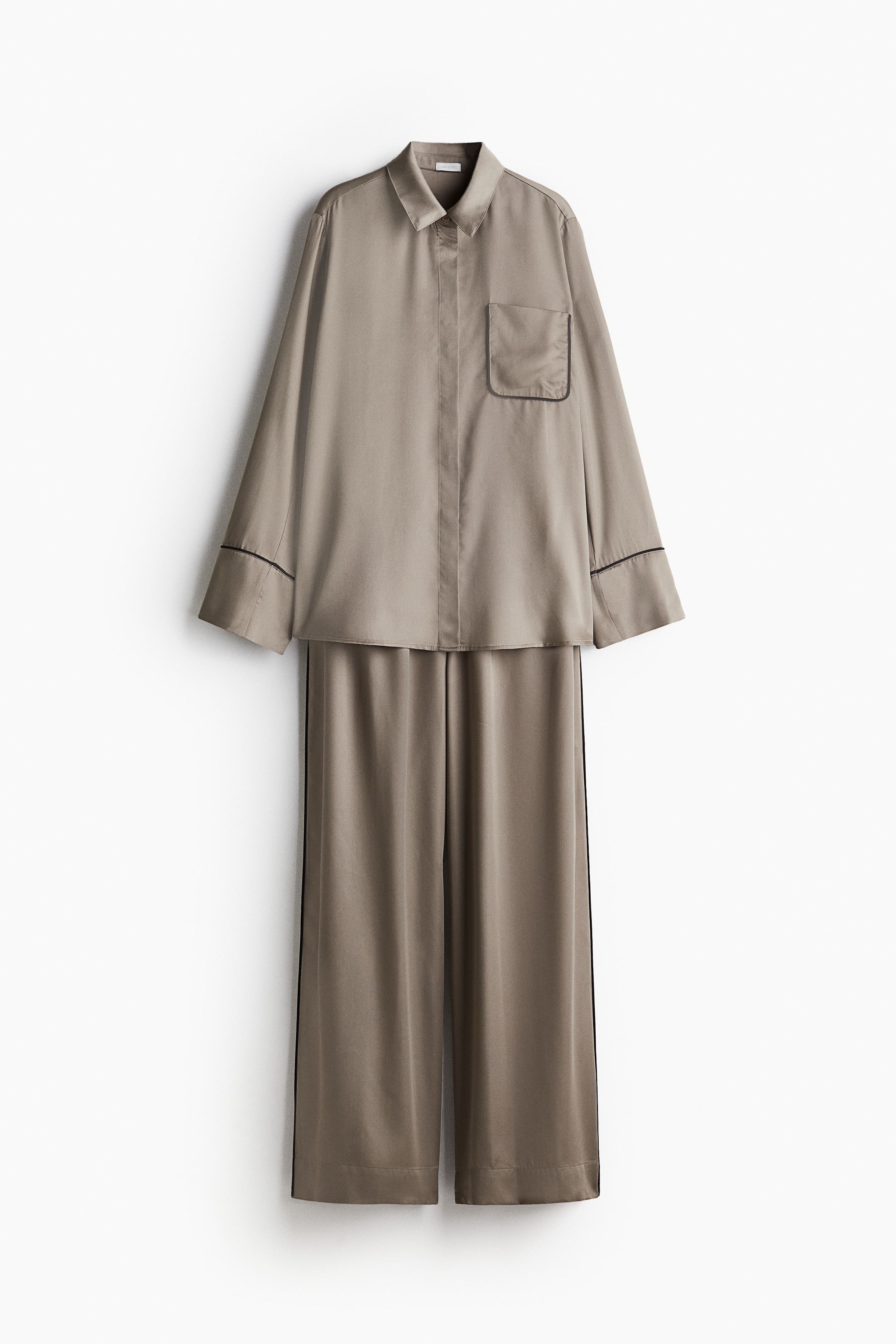 Pyjamas i sateng