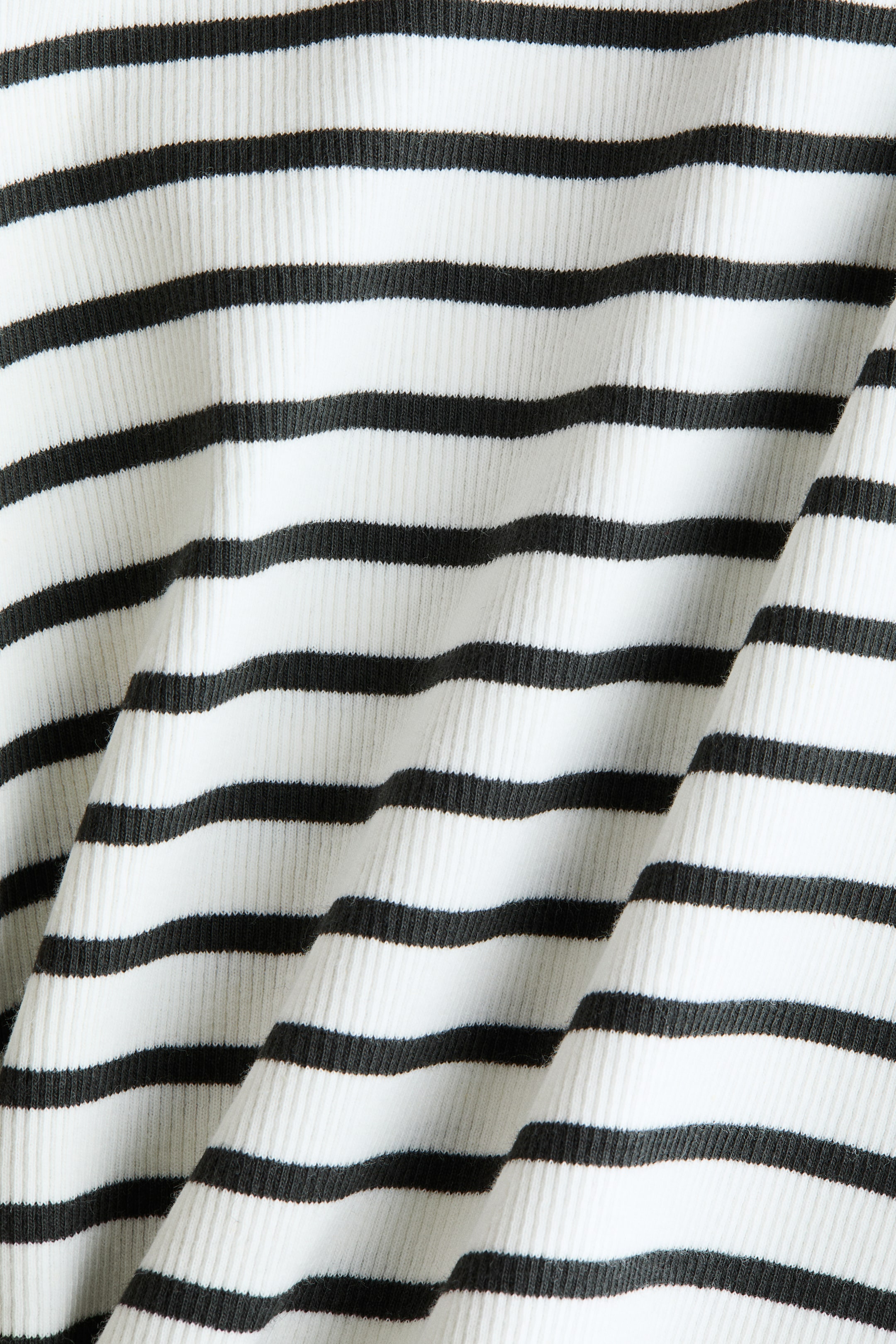 Ampliar la imagen: Top de algodón con olanes - Blanco/Rayas negras - Kids | H&M MX 5