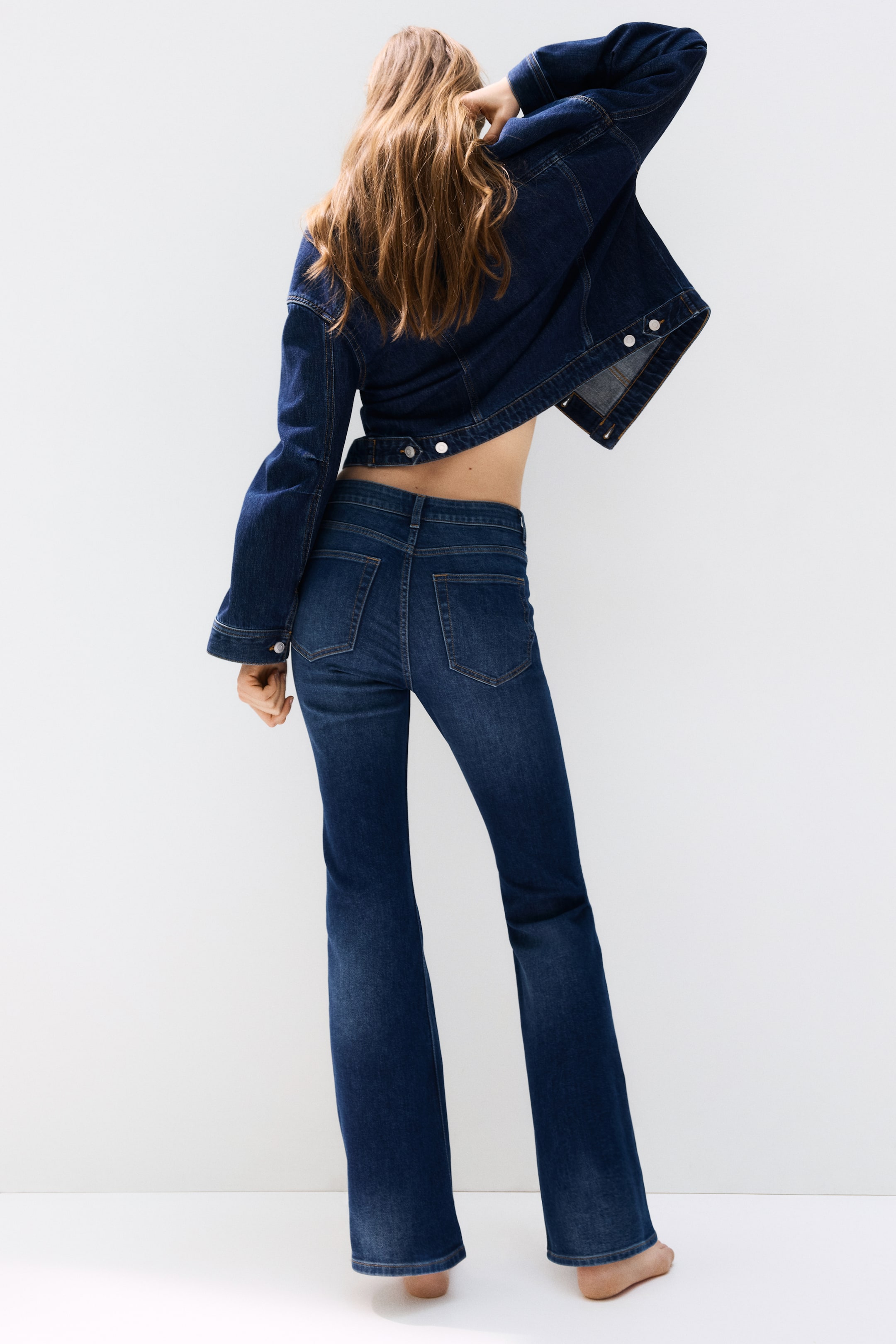 Женские джинсы H&M Flared High Waist Jeans — фото 5