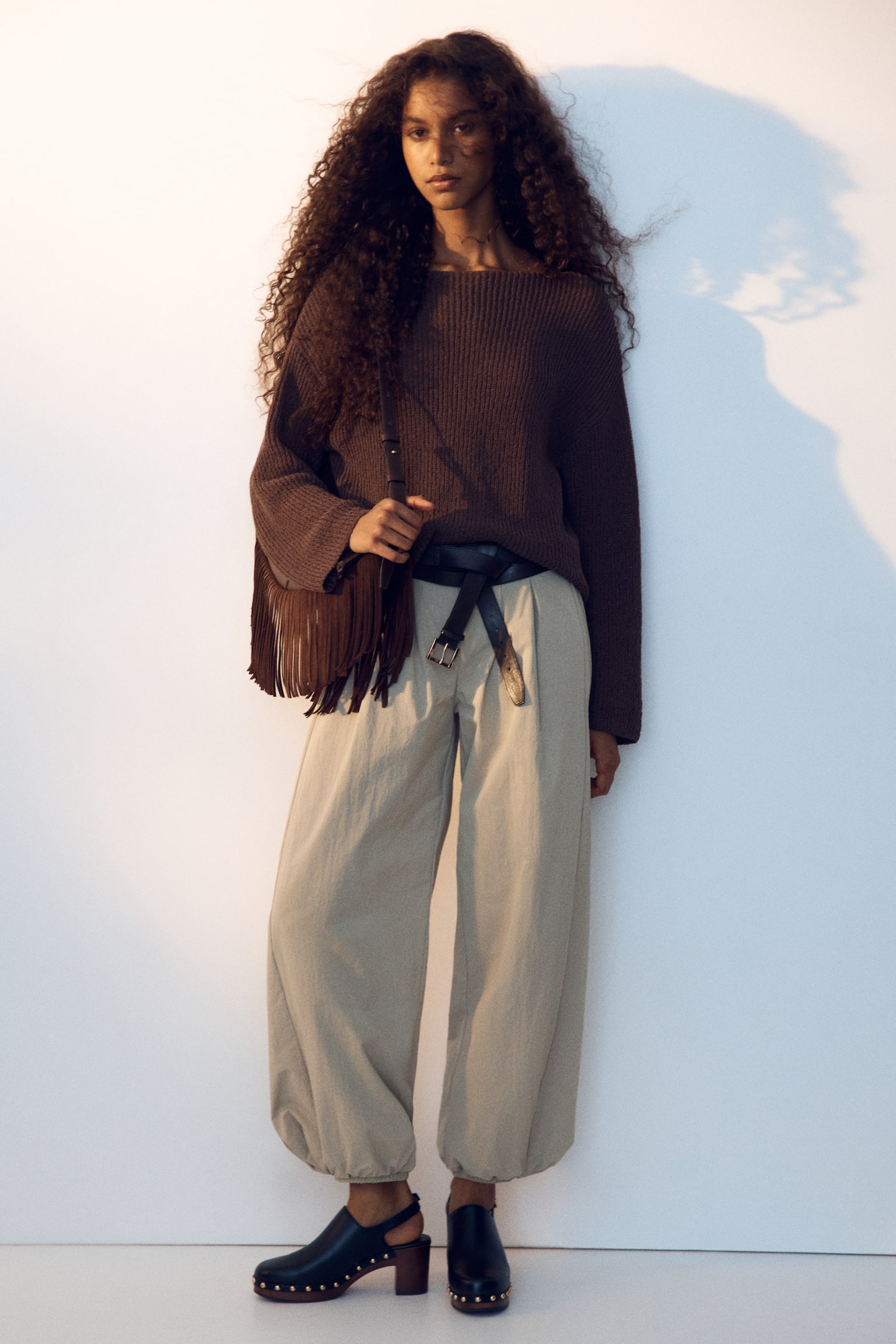 Balloon-Leg Nylon Pants - Beige - 1