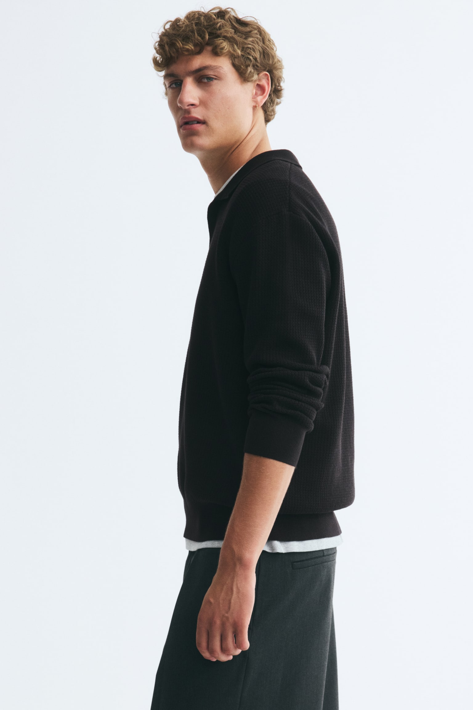 Мужское поло H&M Relaxed-Fit Knit Polo Shirt, цвет: Чёрный — фото 6