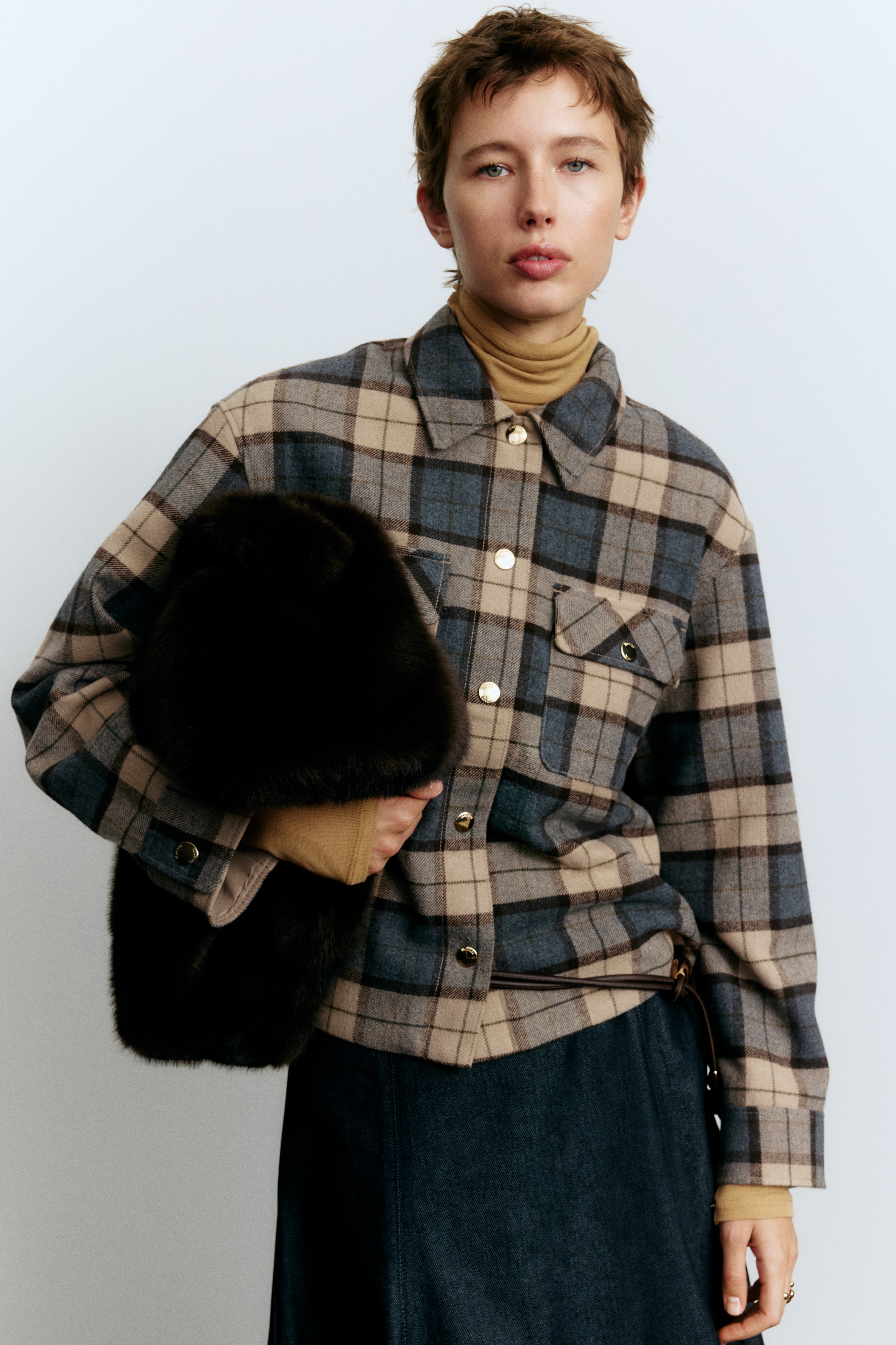 オーバーサイズシャツジャケット - ライトベージュ／チェック