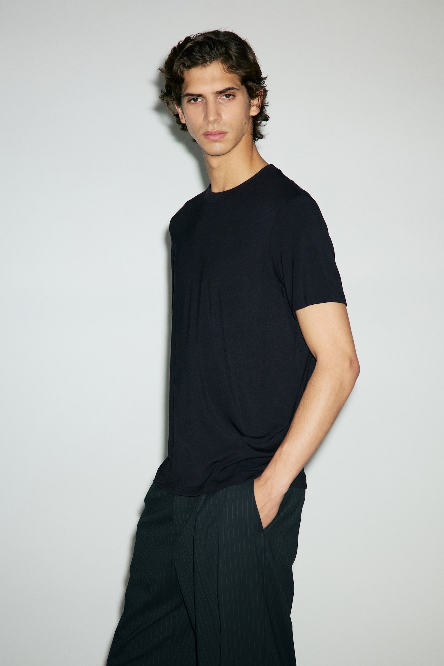 Warming Regular-Fit T-Shirt - Black/White - 6