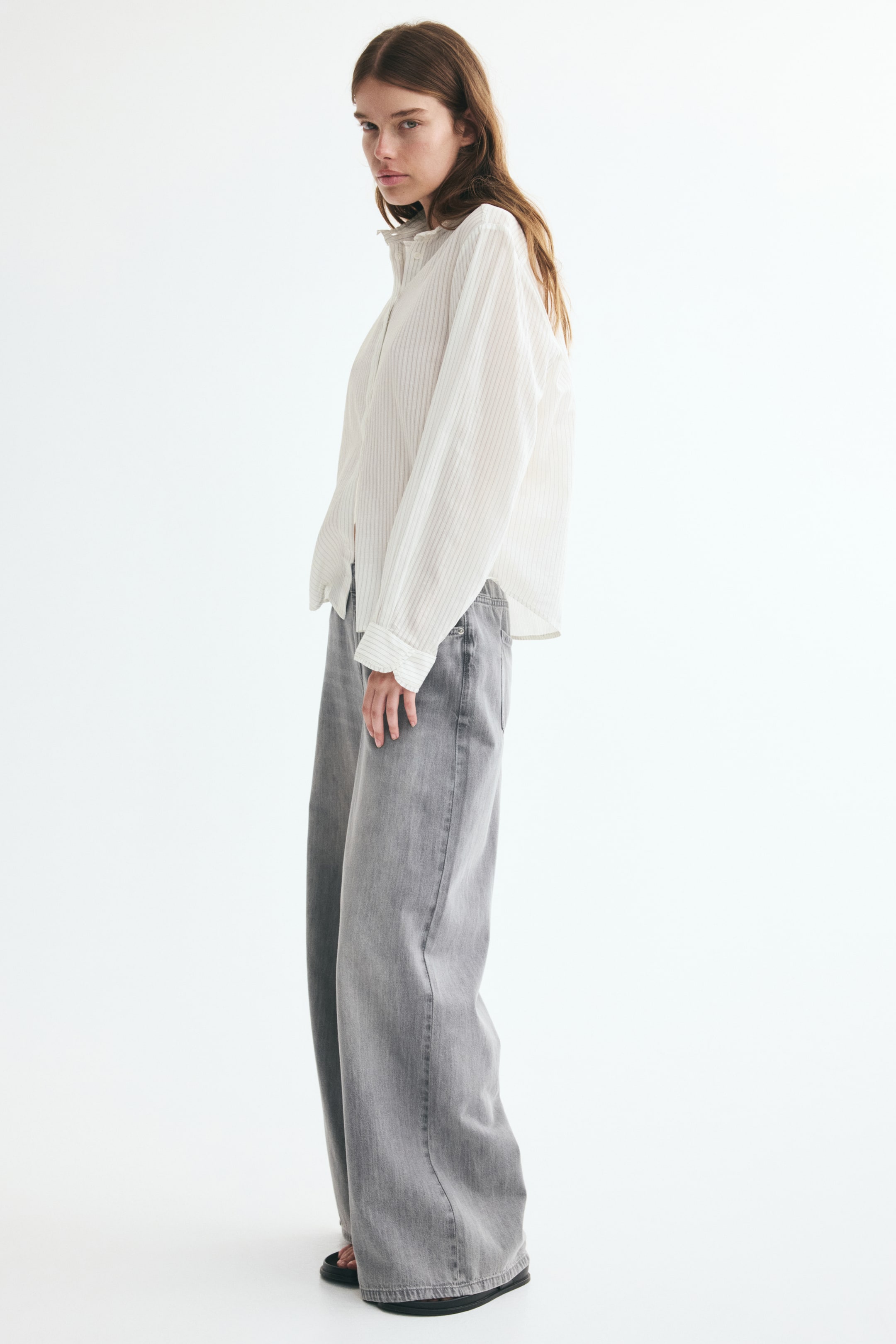 Ruffle-Trimmed Stand-Up Collar Shirt