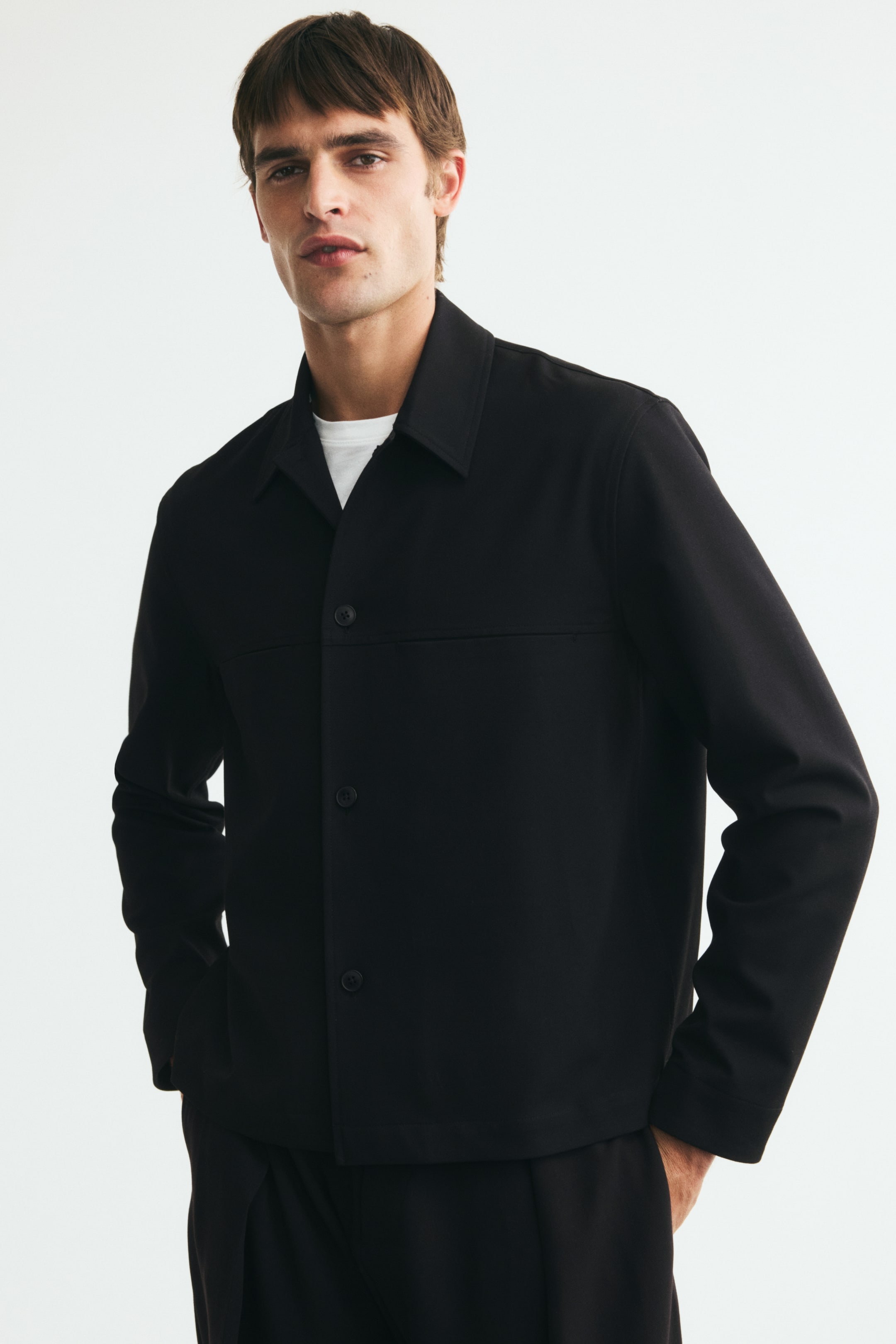 הצגת תמונה גדולה יותר: חולצת ז'קט - שחור - Men | H&M IL 1