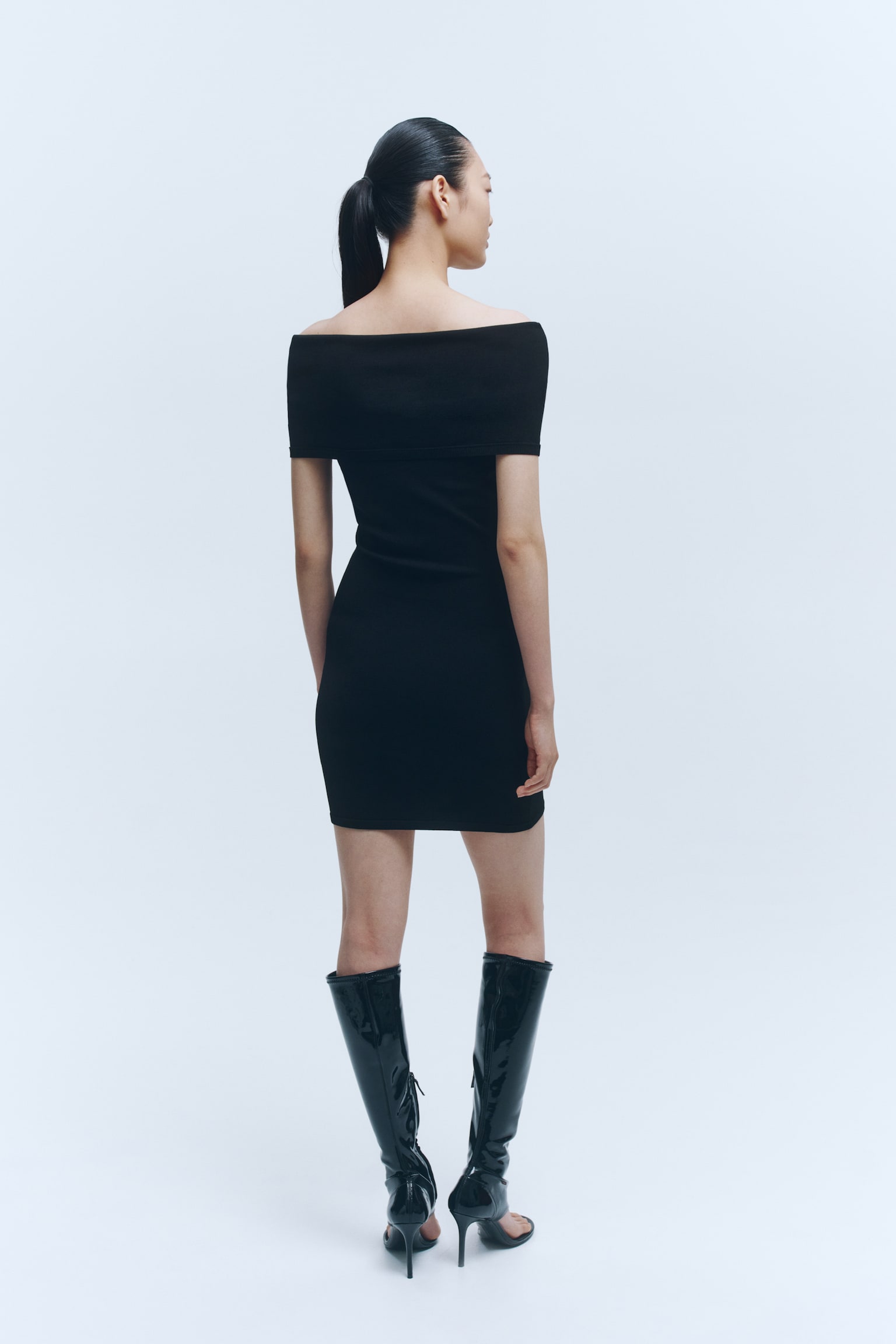 Женское платье H&M Fine-Knit Off-the-Shoulder, цвет: Чёрный — фото 4