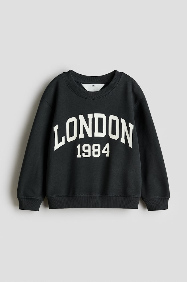 Sweatshirt mit Print - Schwarz/London/Beige/Tiger/Hellbeige/Dinosaurier/Helltürkis/Little Brother/Beige/Kipplaster/Blau/Roboter/Marineblau/Dinosaurier - 1