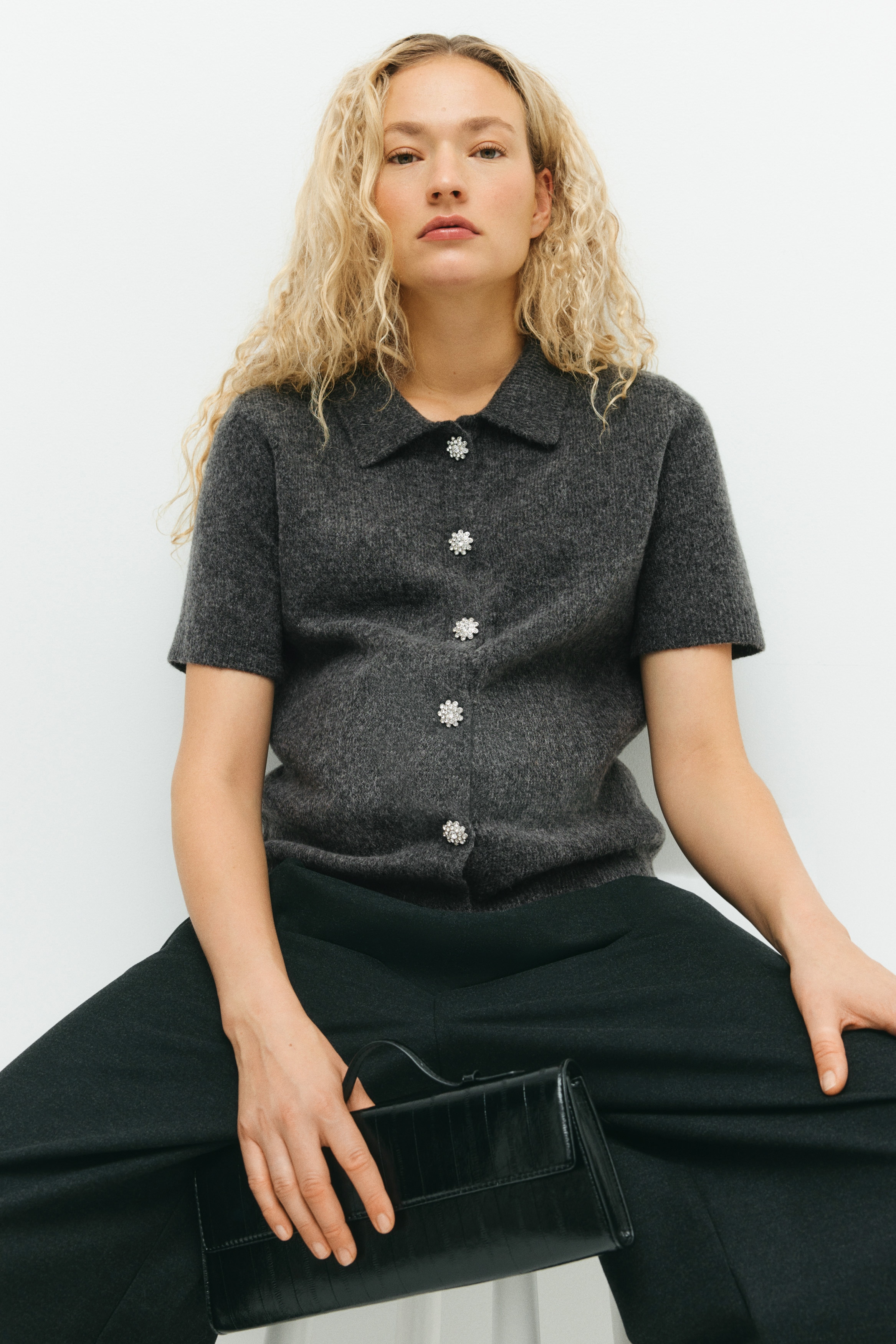 H & M - MAMA ラインストーンボタンカーディガン - グレー