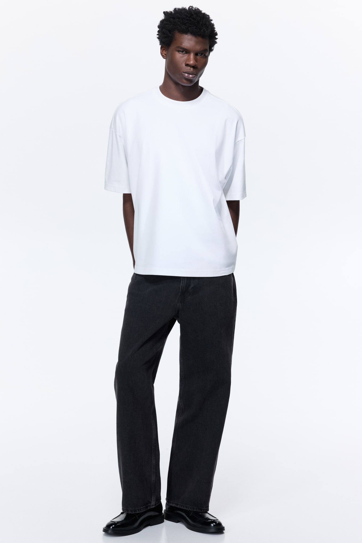 טישירט Oversized Fit - לבן/בז' כהה/אפור/שחור - 4