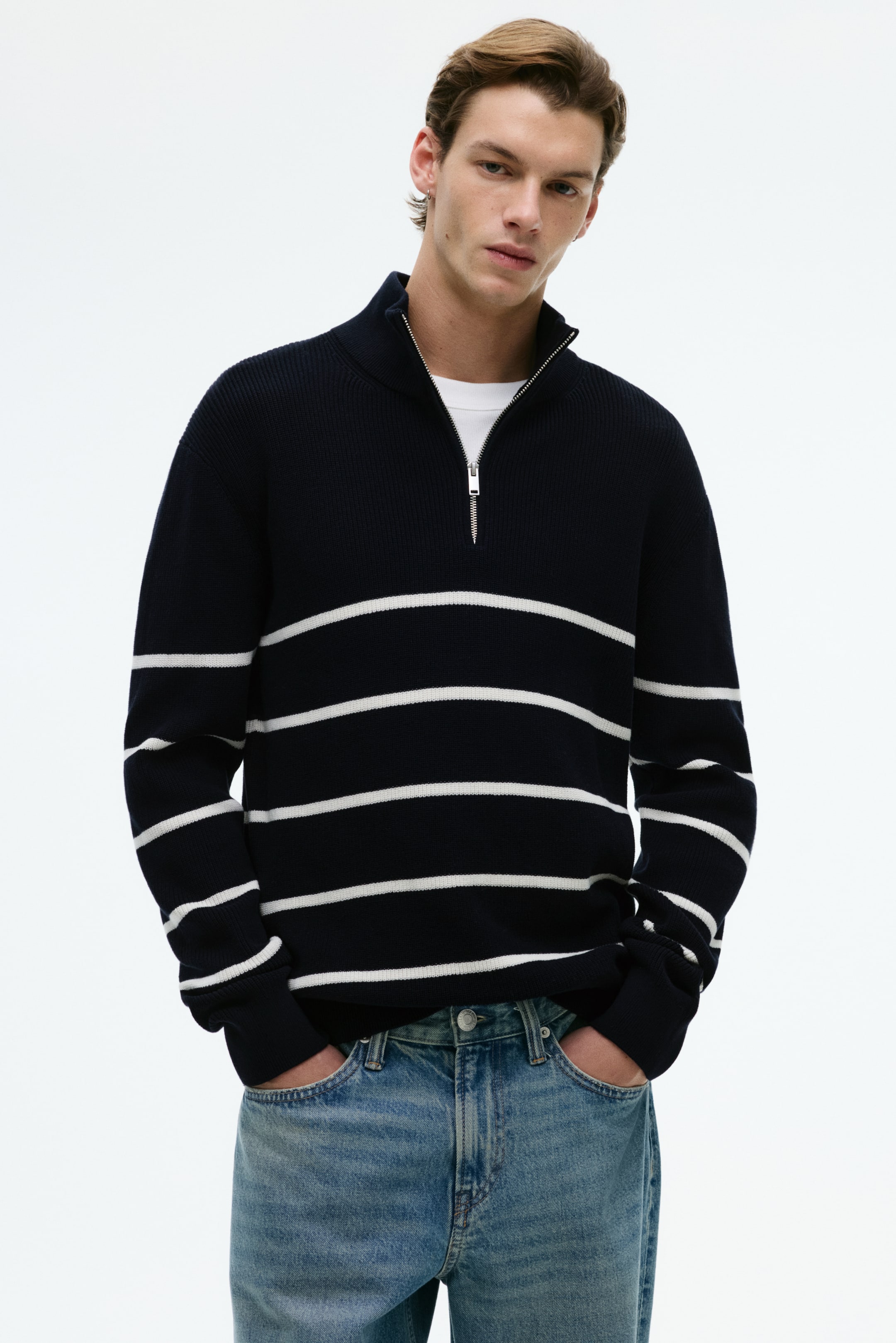 拡大画像を表示: レギュラーフィット ハーフジップセーター - ネイビーブルー/ボーダー - Men | H&M JP 1