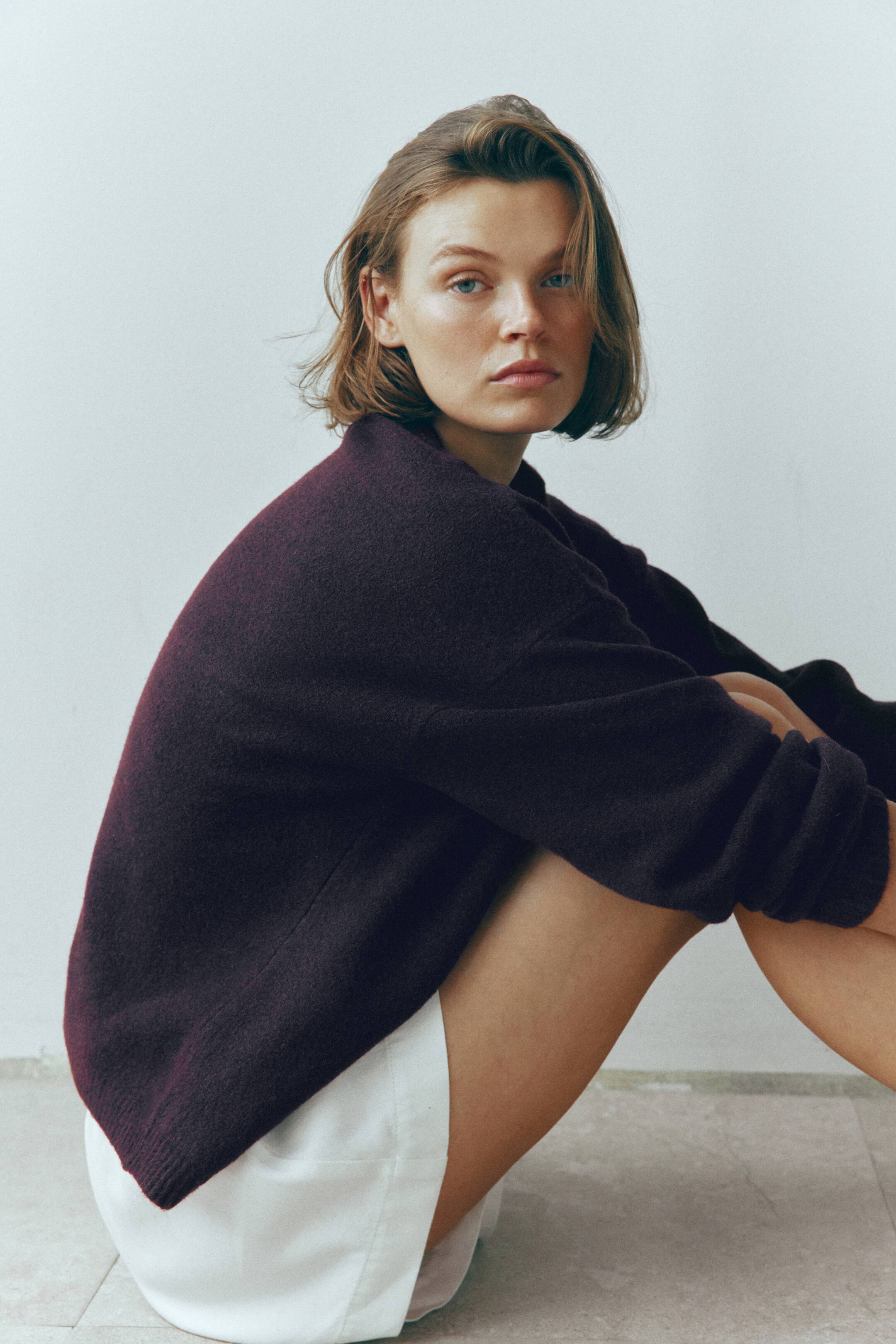View larger image: Oversized jumper - Burgundy - Ladies | H&M 1