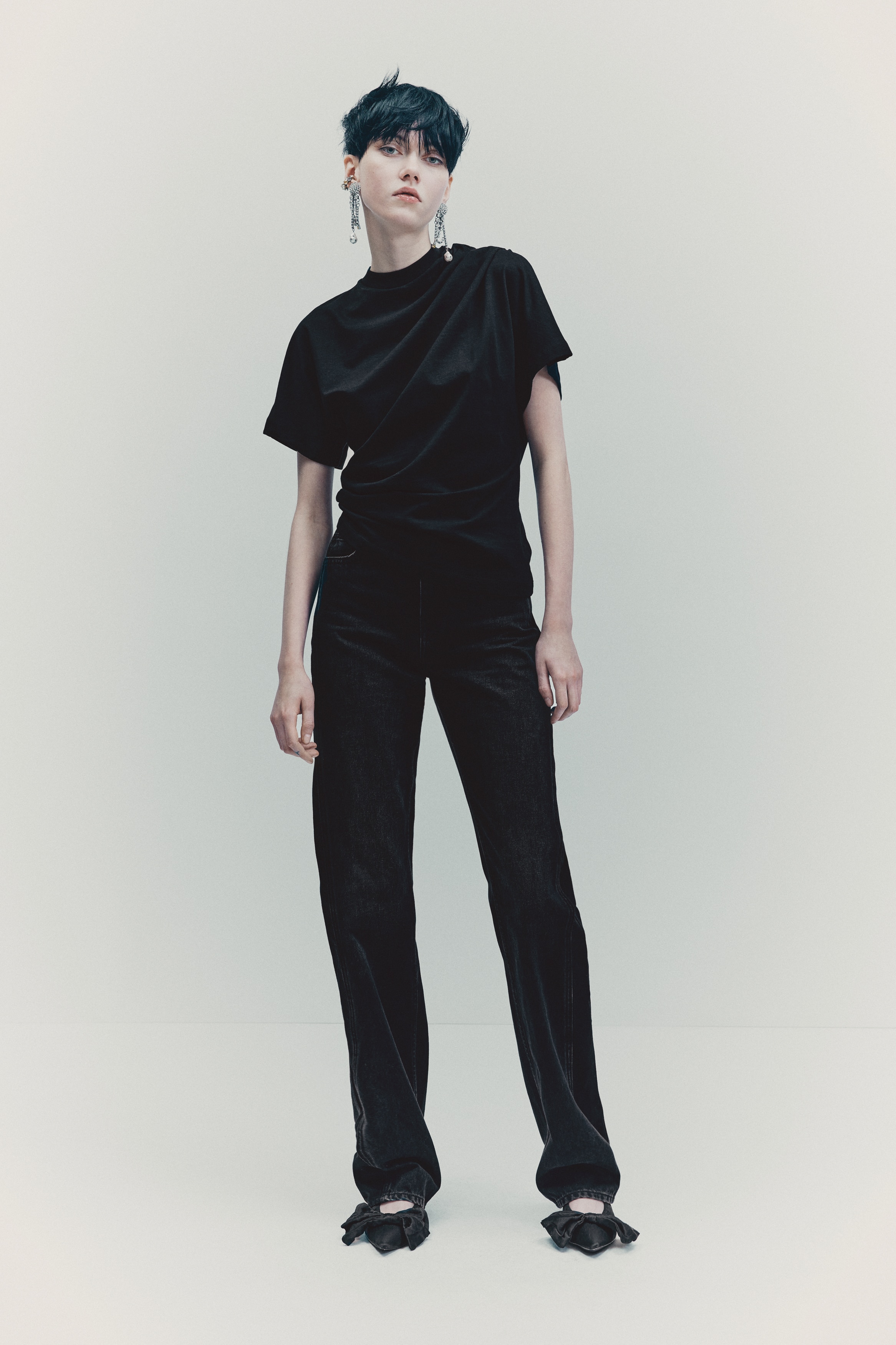 H & M - ドレープTシャツ - ブラック