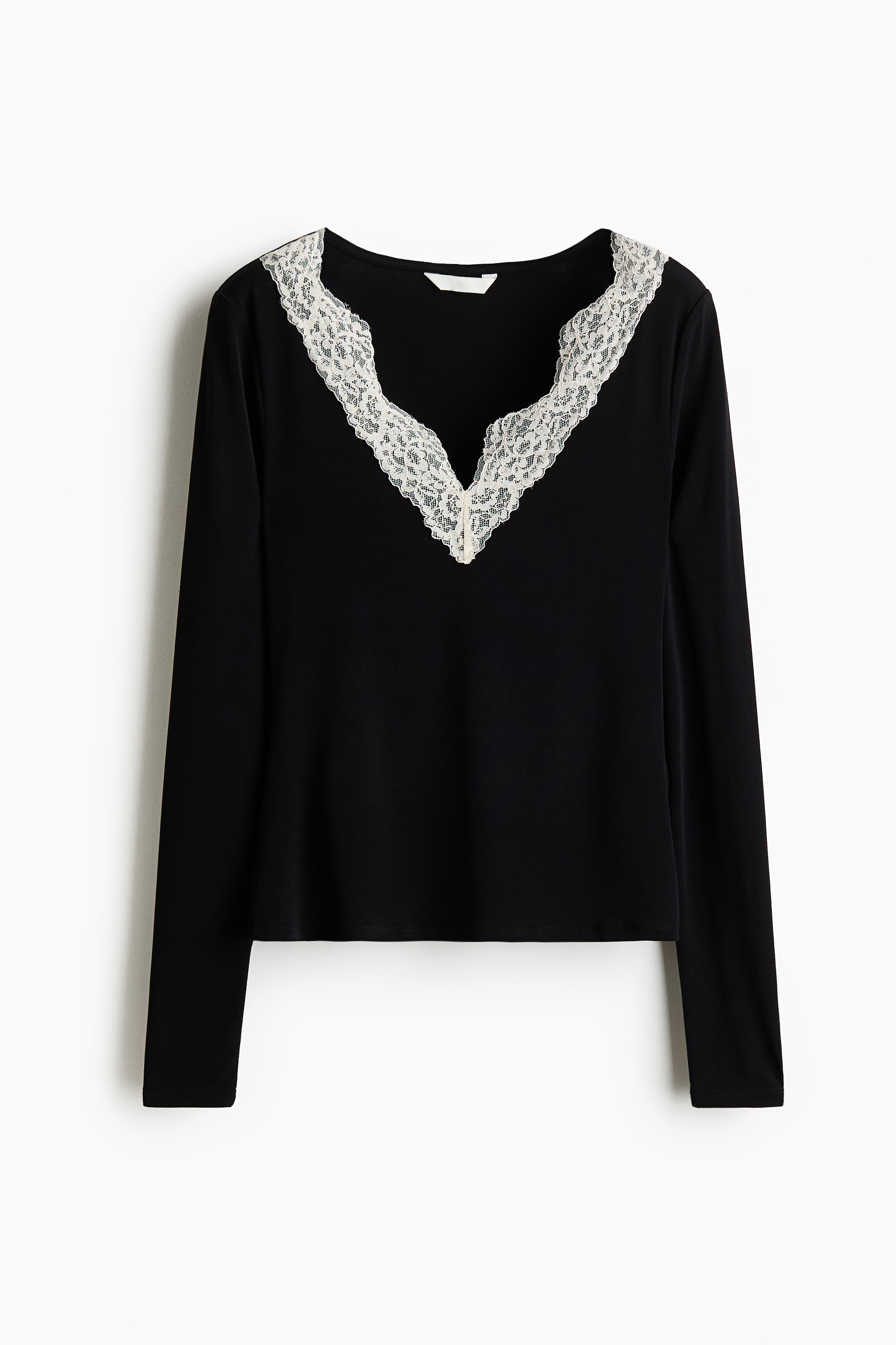 Top avec dentelleModèle