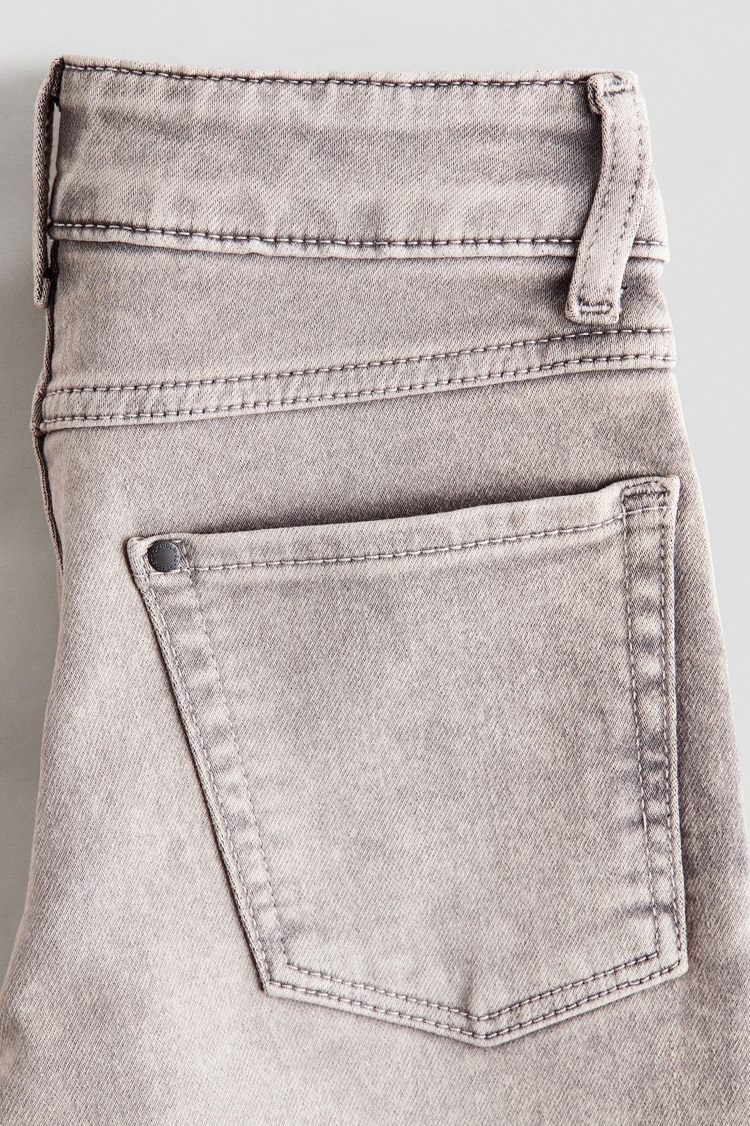 Детские джинсы H&M Relaxed-Fit Tapered, цвет: Светлый джинсовый серый — фото 5