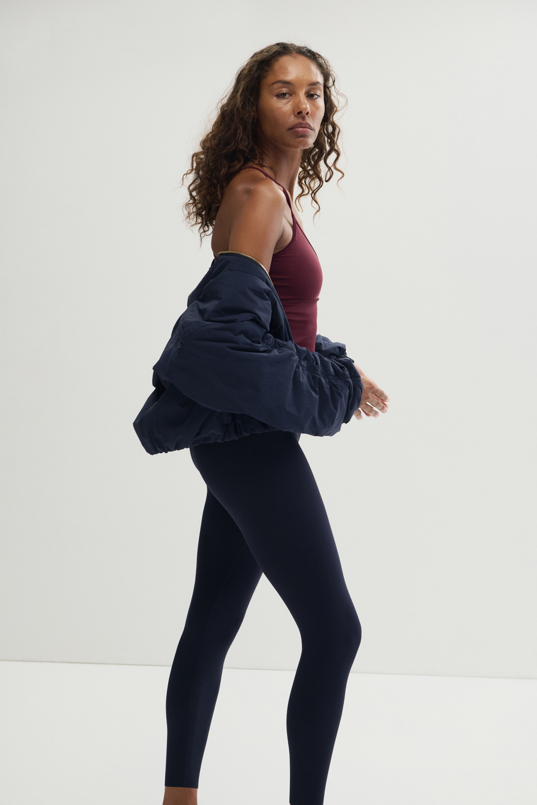 Shelf Bra Sports Tank Top with SculptMove™