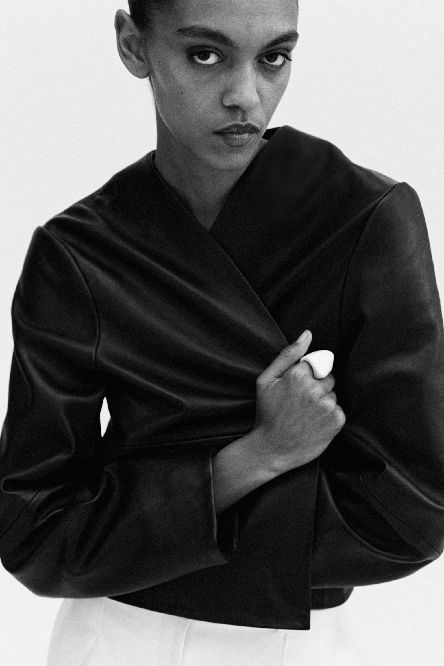 Short leather jacket - Black - 3