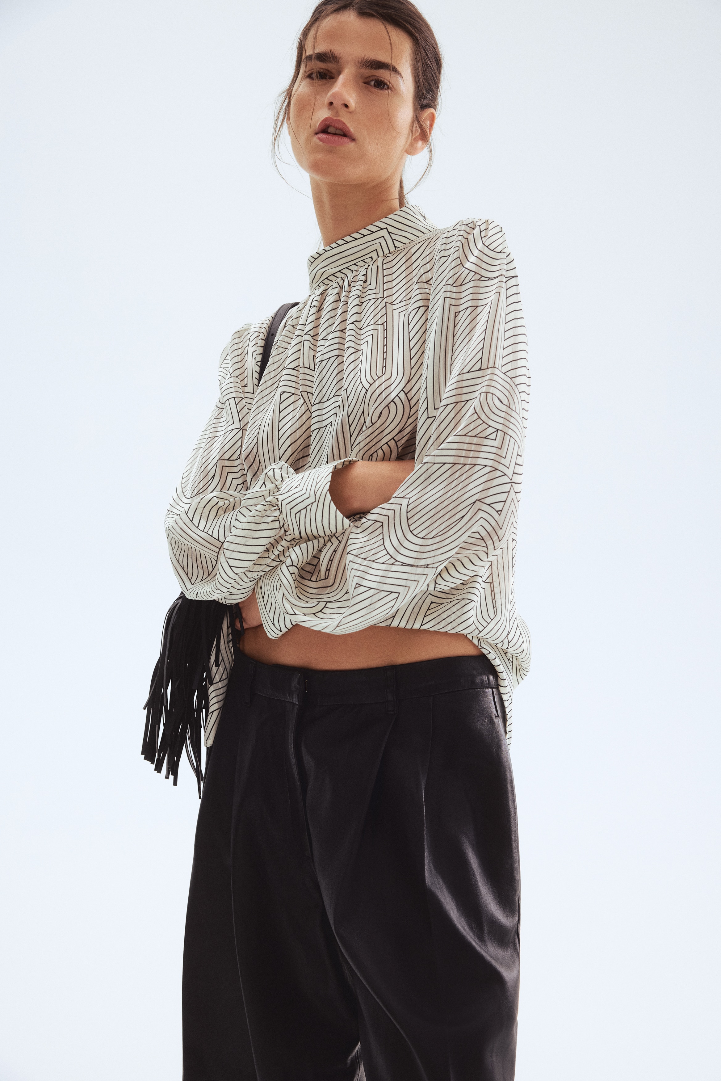 Stand-collar blouse