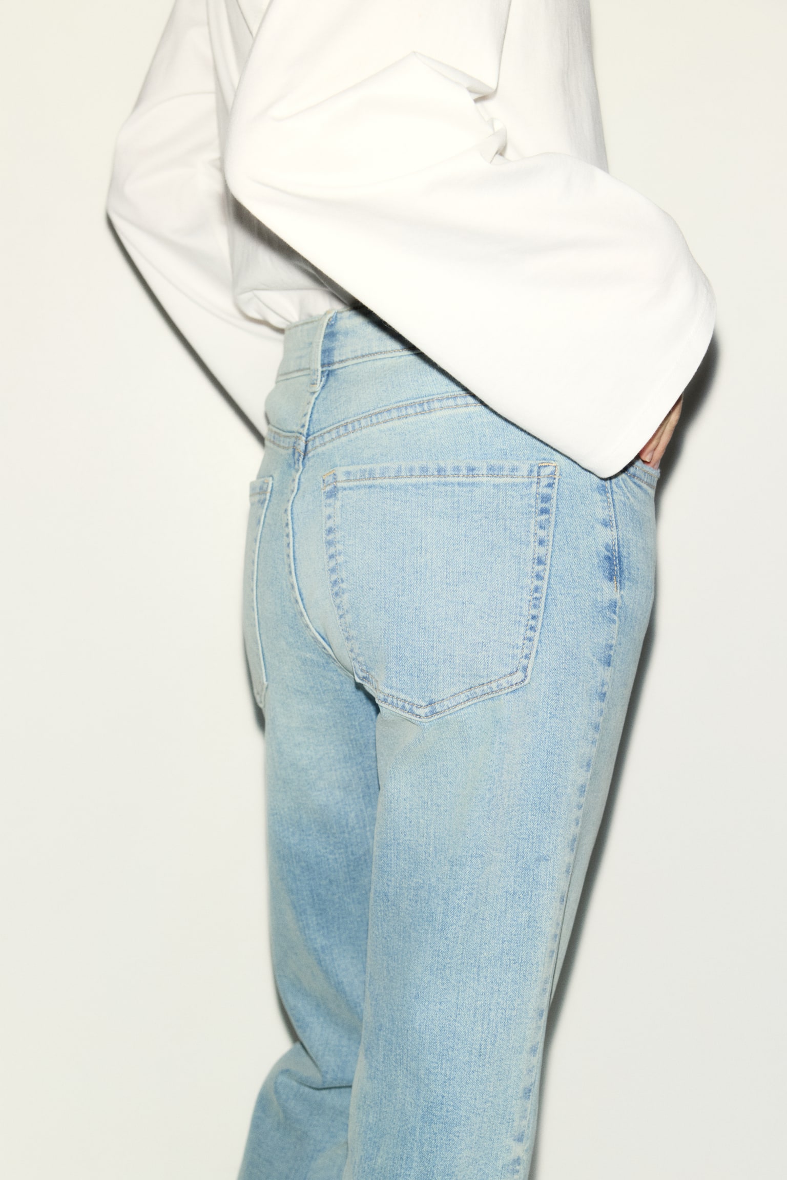 Flared Regular Waist Ankle Jeans - Licht denimblauw/Licht denimblauw - 7
