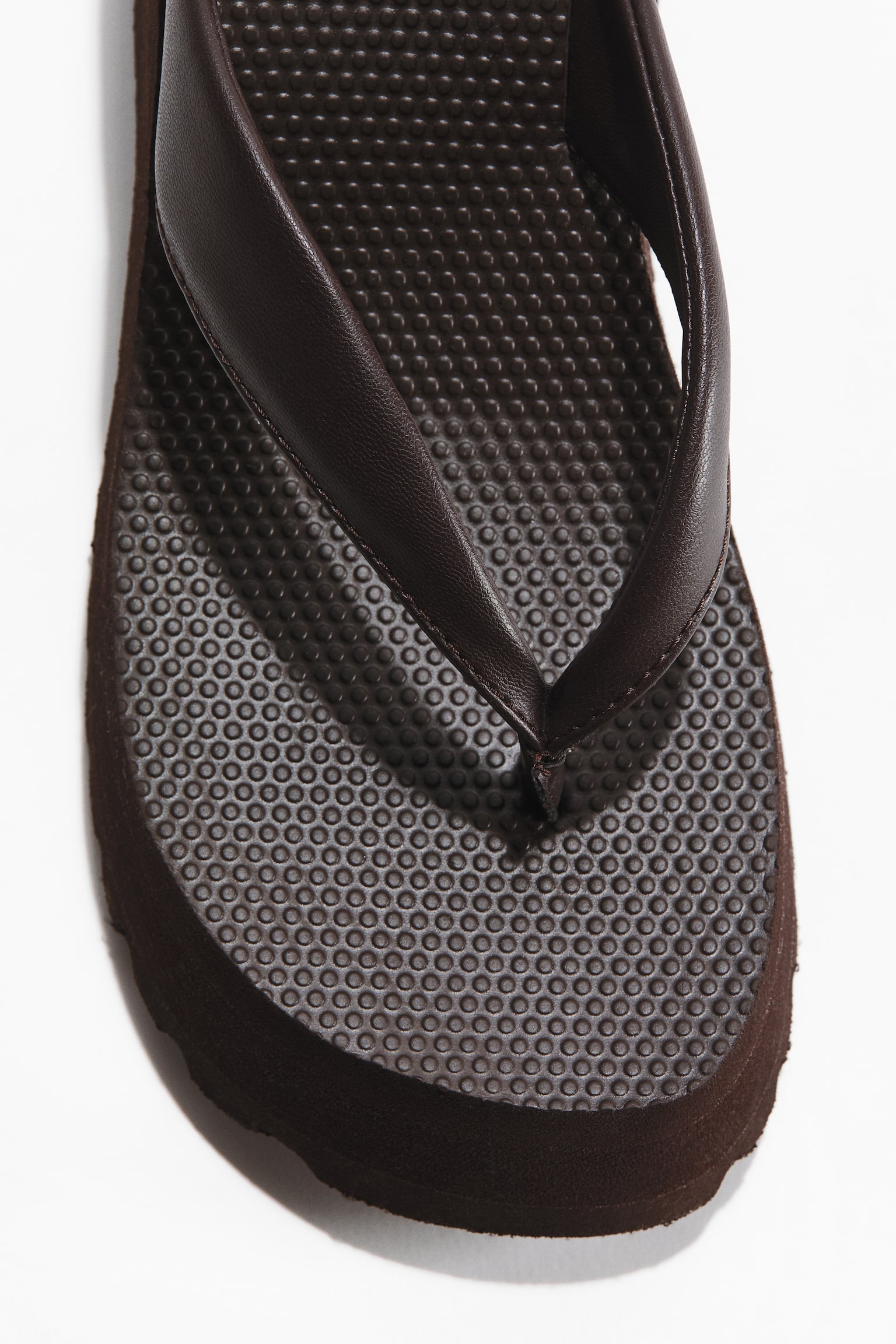 Wedge-heeled flip-flops - Dark brown - 2